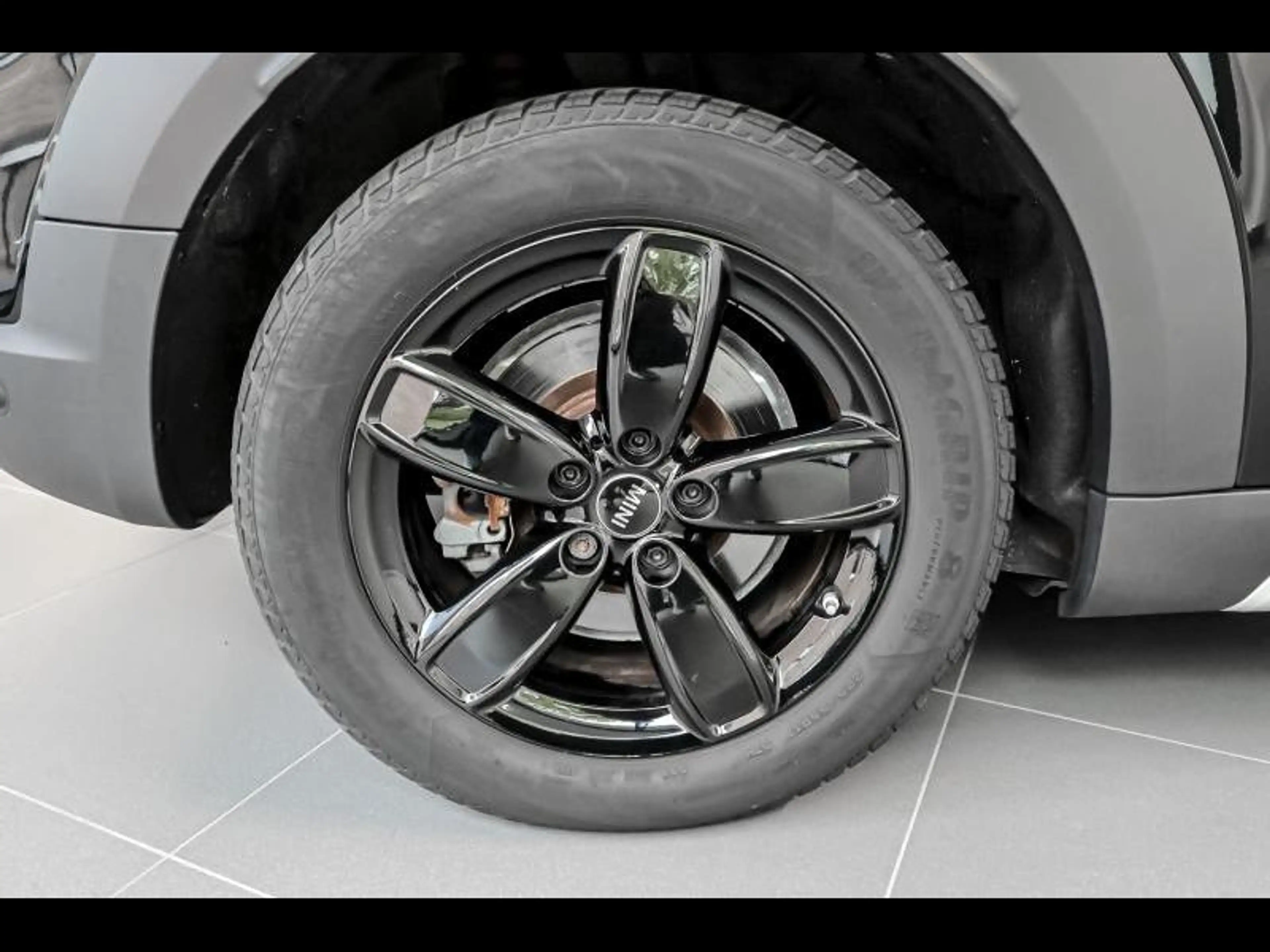 MINI Cooper SE Countryman ALL4 — photo 8
