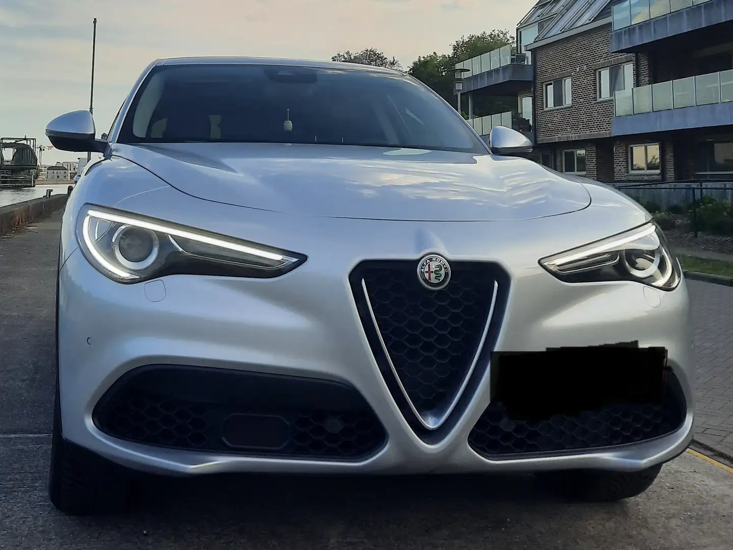 Alfa Romeo Stelvio Stelvio 2.0 Turbo 16V AT8-Q4 Argent - 2