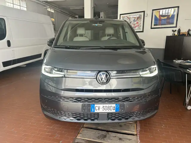 Volkswagen T7 Multivan 1.4 tsi eh Space dsg 5p.ti