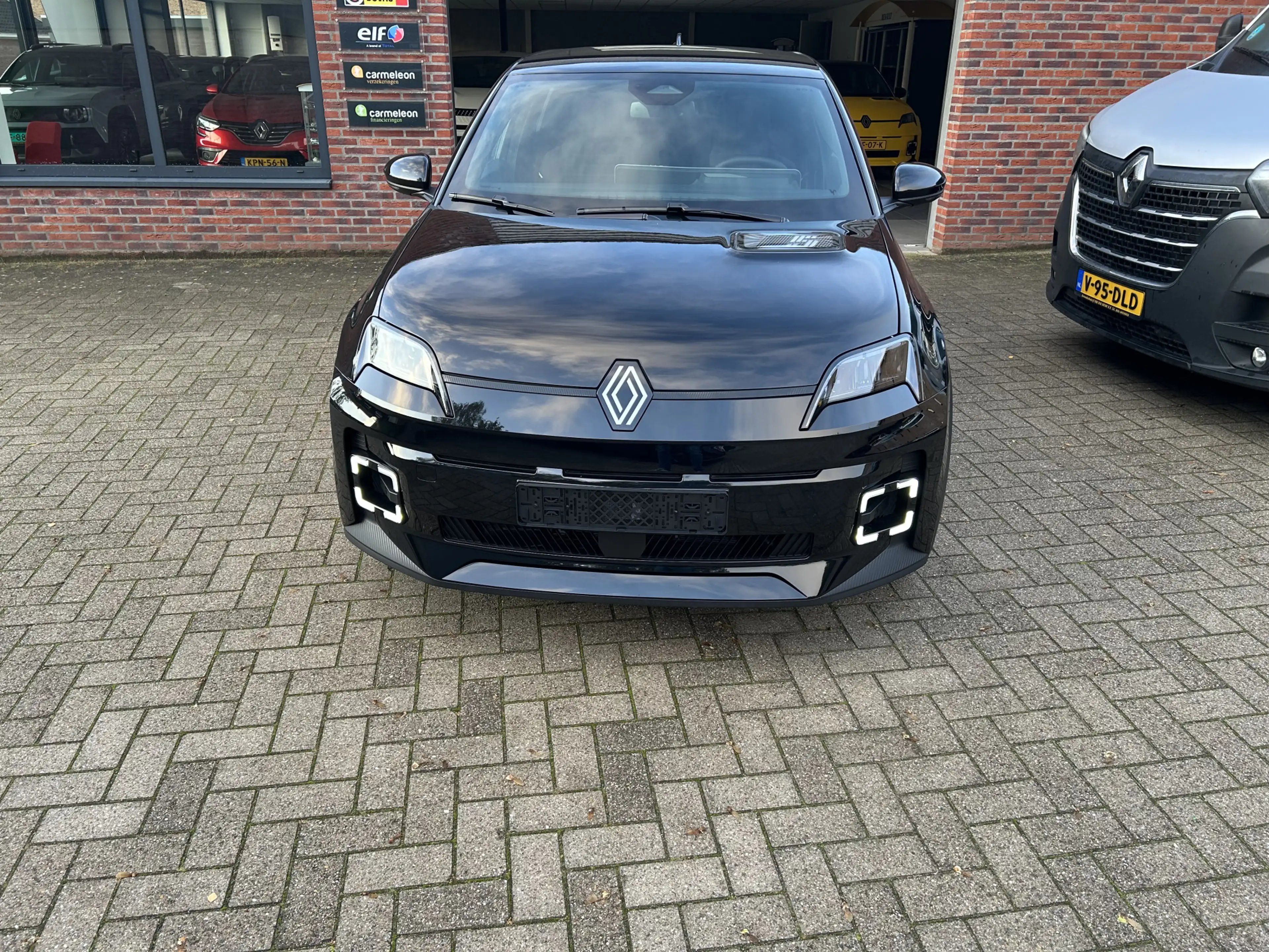 Renault R 5 comfort range techno 52 kWh/pack winter/pack advan — photo 2