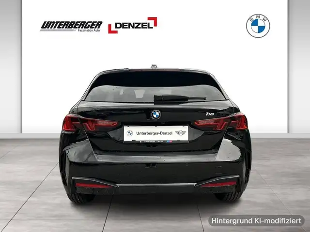 BMW 1 Series view 5