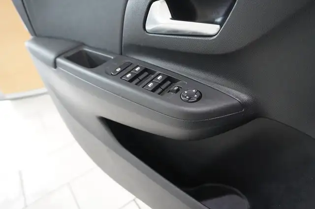 Opel Corsa view 16