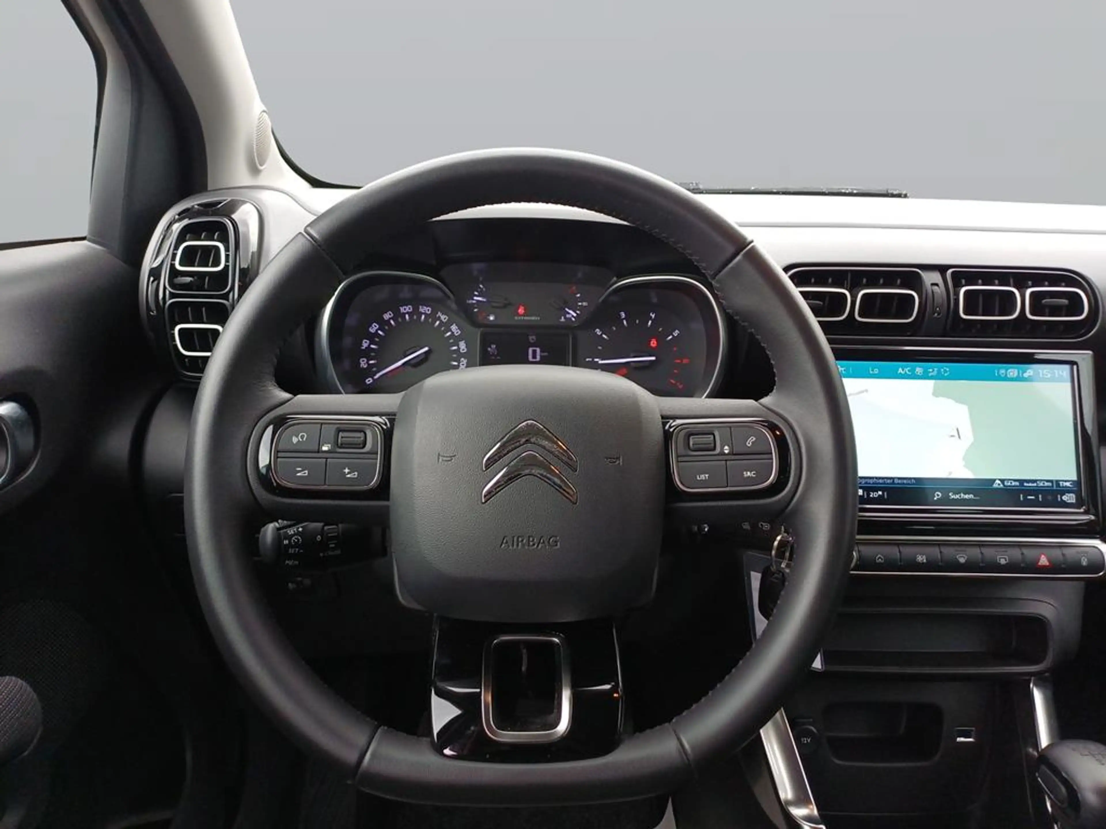 Citroen C3 Aircross PureTech 110 S&S Shine — photo 12