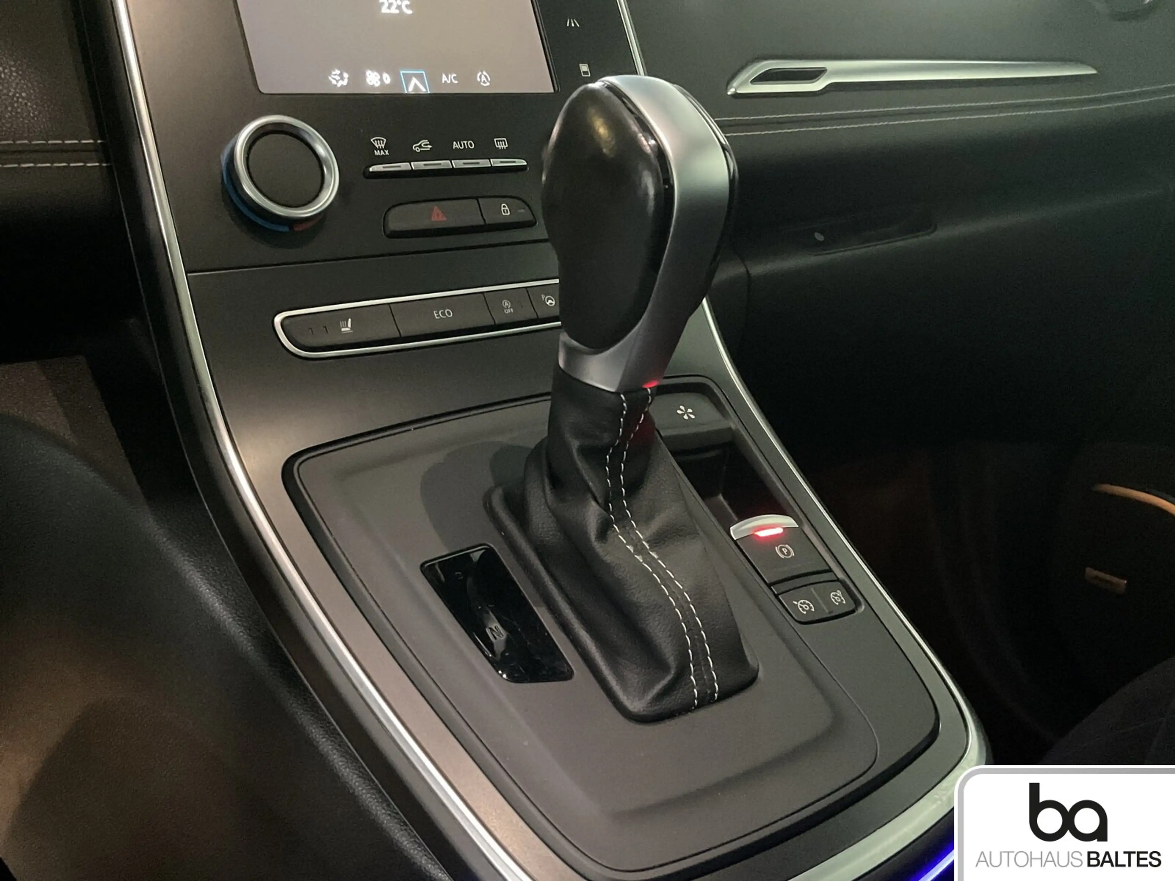 Renault Scenic Scenic IV TCe 160 Black Edition Navi/LED/HuD/AHK/Bose — photo 10