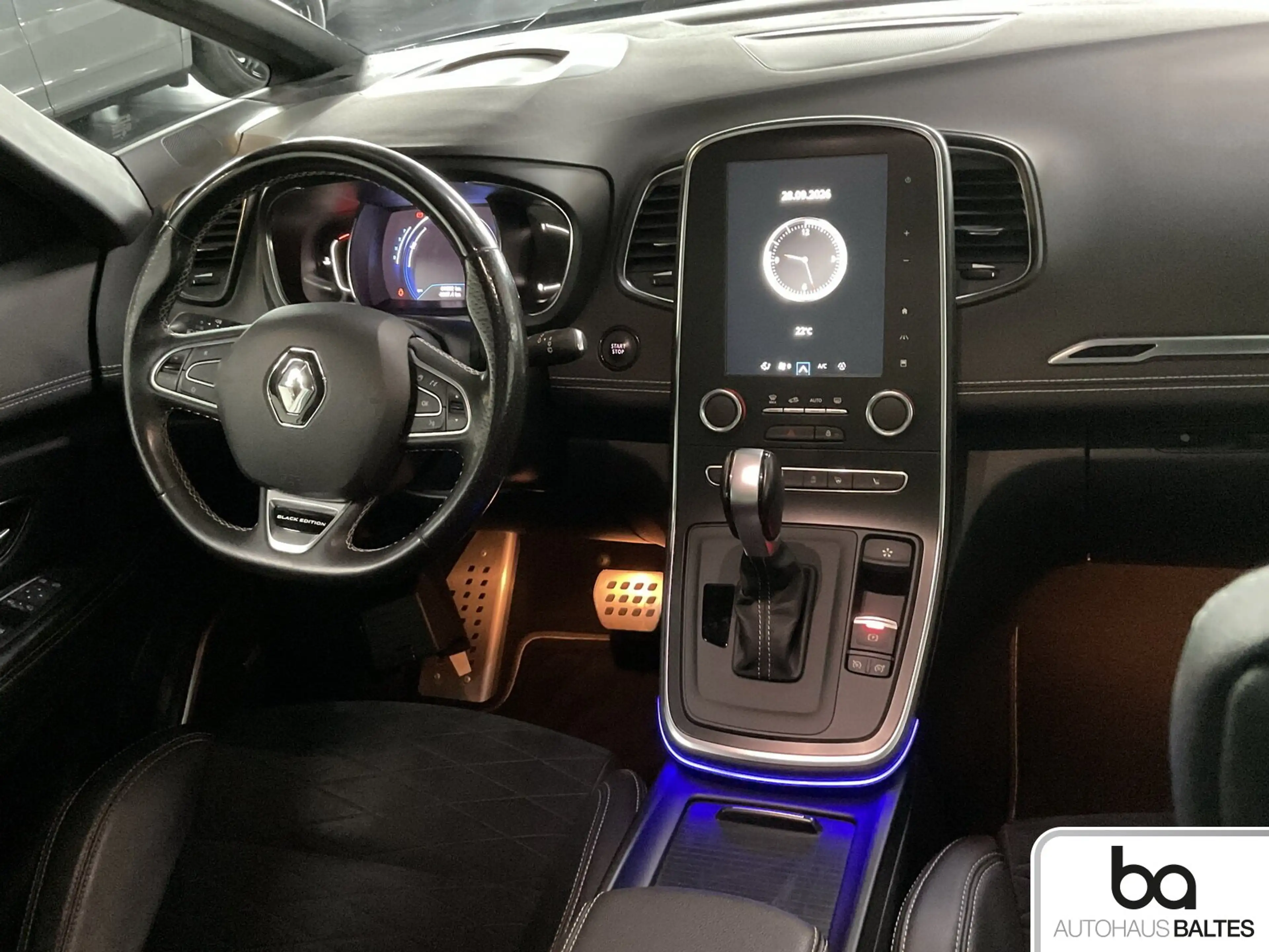 Renault Scenic Scenic IV TCe 160 Black Edition Navi/LED/HuD/AHK/Bose — photo 9