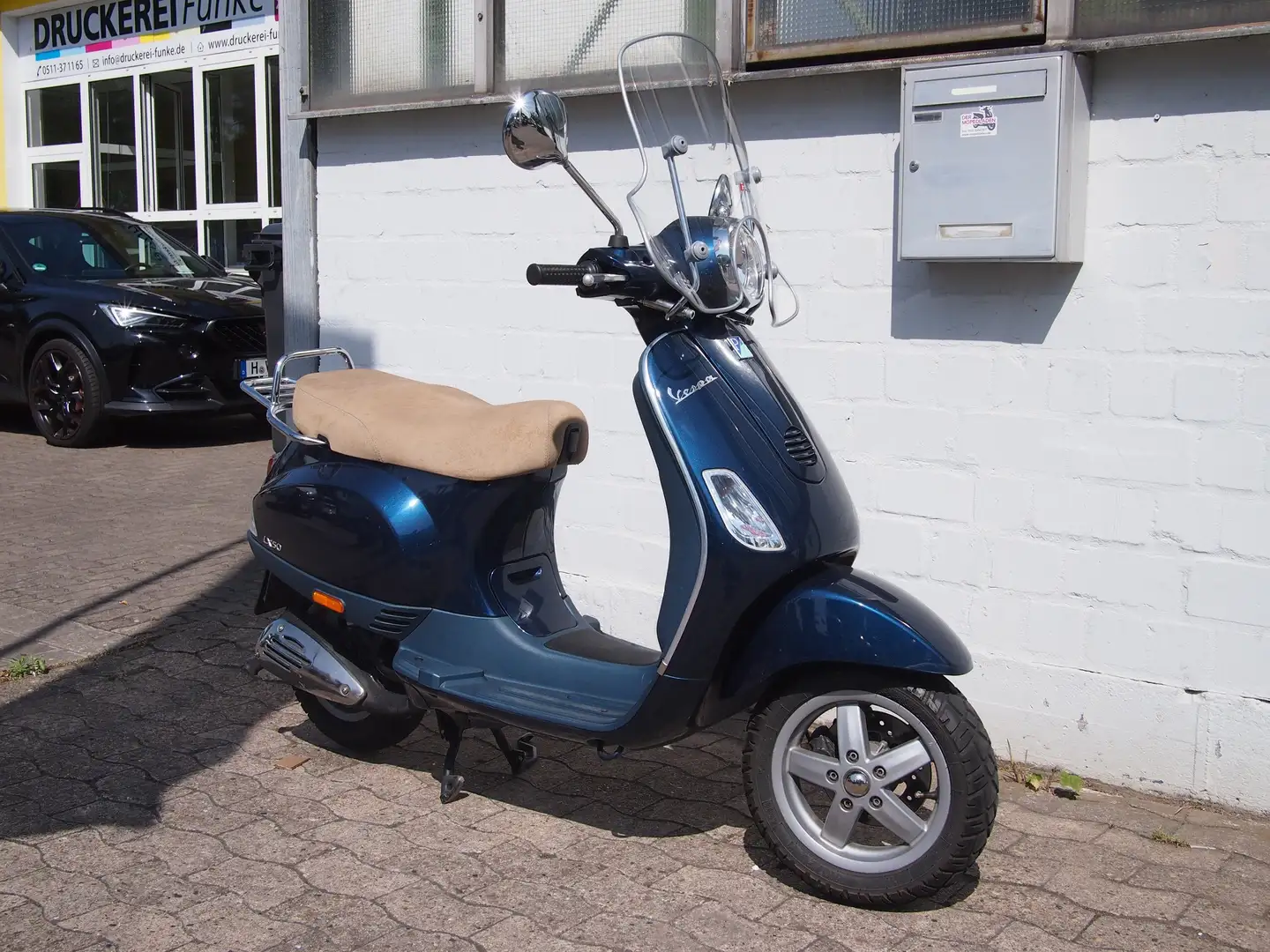 Vespa LX 50 Zweitakt - TOP Zustand, sehr gepflegt Albastru - 1