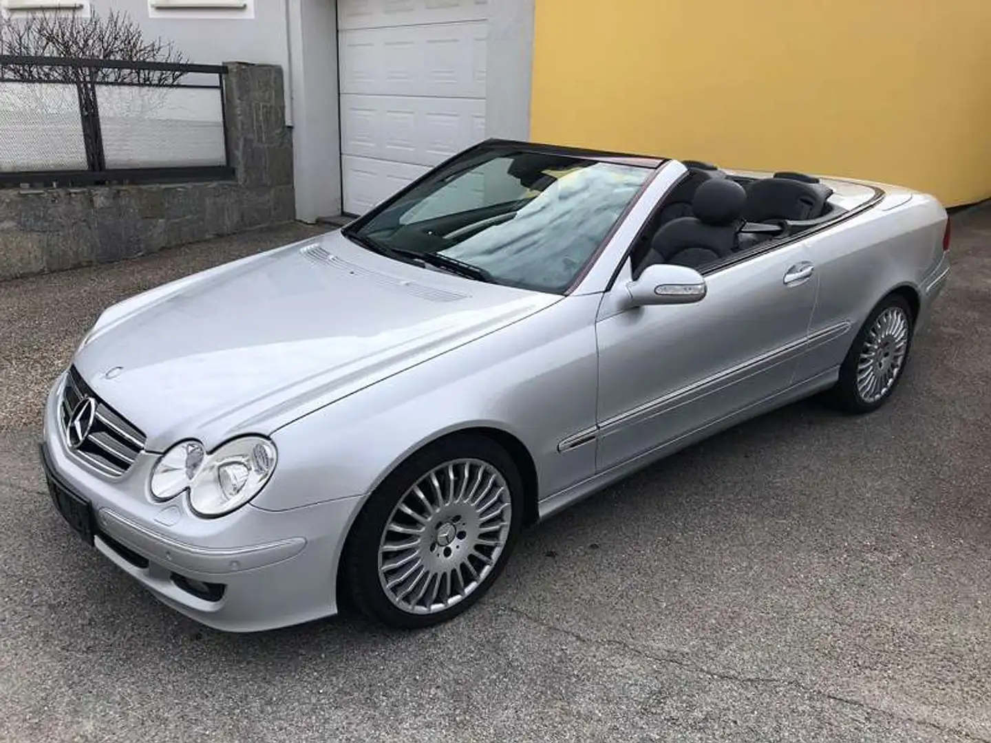Mercedes-Benz CLK 200 CLK 200 Cabrio Avantgarde Aut. Silber - 2