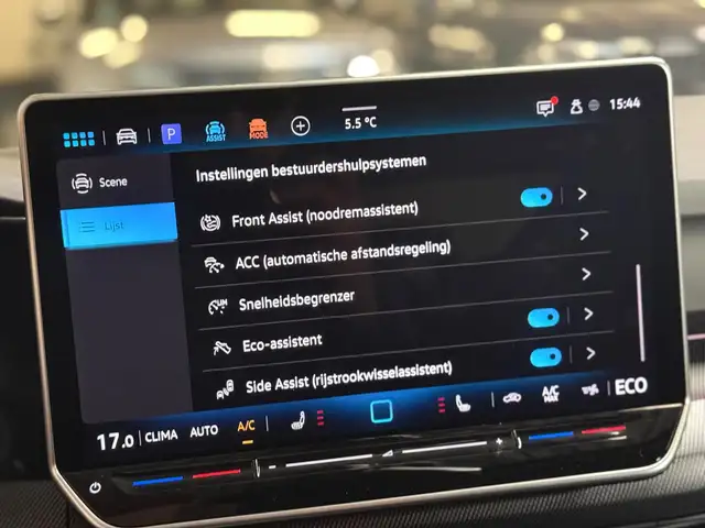Volkswagen Golf view 29