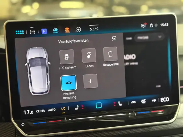 Volkswagen Golf view 25