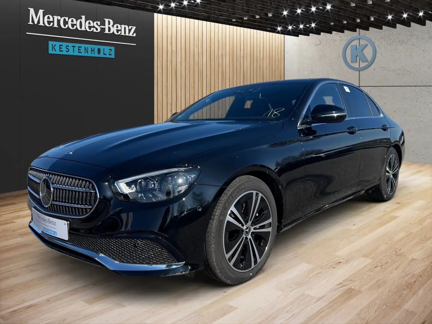 Mercedes-Benz E 220 E 220 d Limousine *MBUX*NAVI*KLIMA*SHZ*AHK*LED* Noir - 1