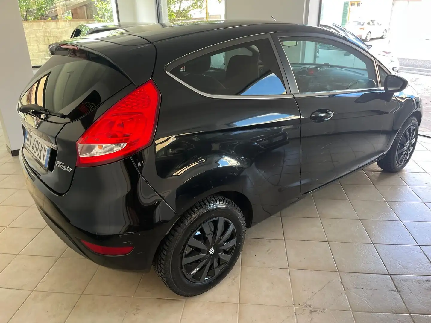 Ford Fiesta 3p 1.2 16v Titanium 82cv - 2