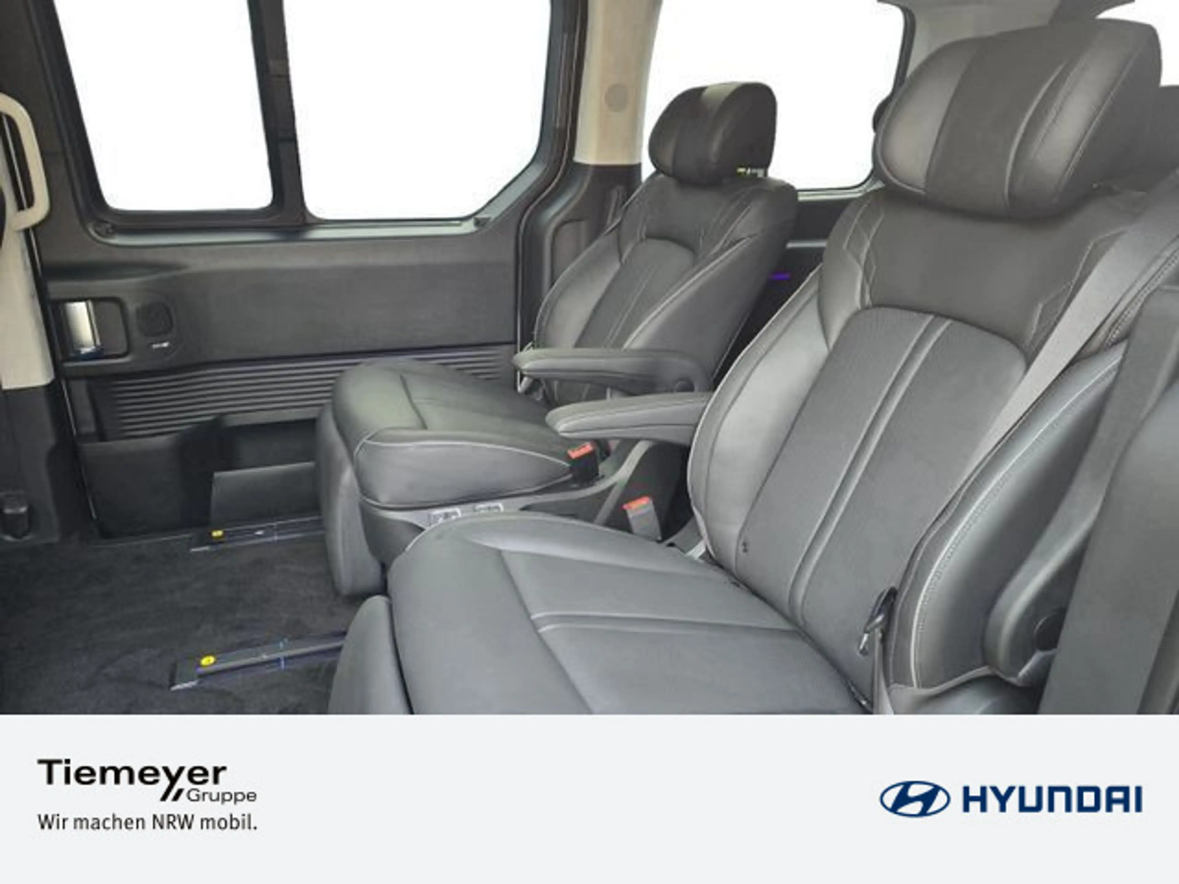 Hyundai STARIA STARIA Hybrid 1.6 T-GDI AT 7-Sitzer Signature — photo 11