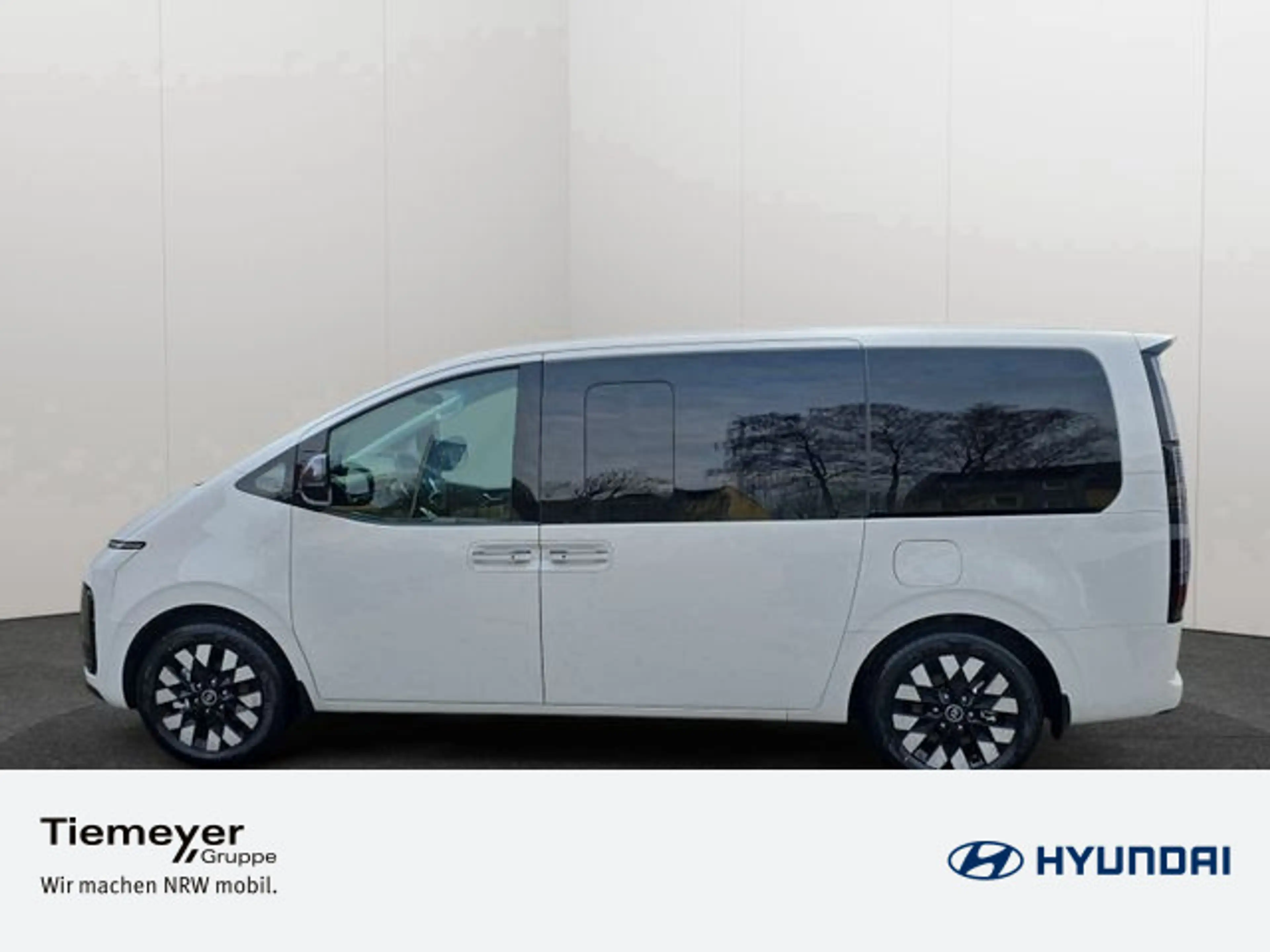 Hyundai STARIA STARIA Hybrid 1.6 T-GDI AT 7-Sitzer Signature — photo 8