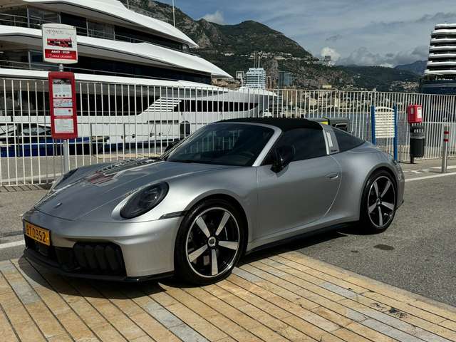 Porsche 992 992.2 TARGA 4 GTS   541 CH  FULL CUIR
