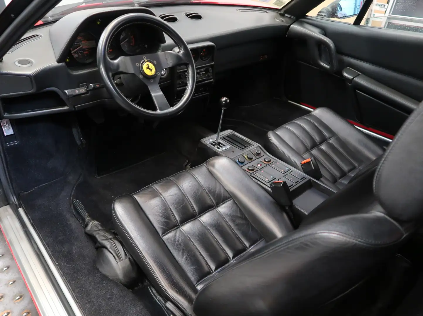 Ferrari 328 GTB - 2