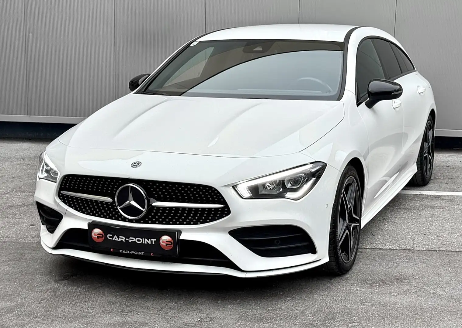 Mercedes-Benz CLA 180 d SB Aut. AMG-Line Weiß - 1