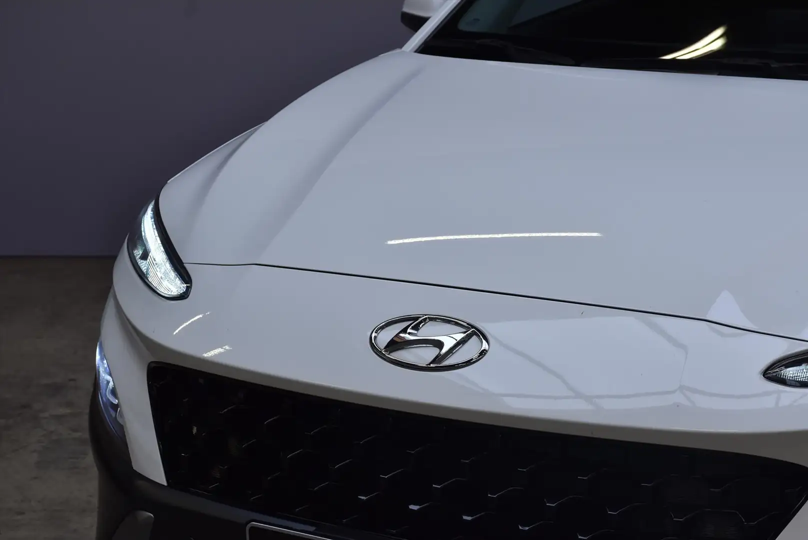 Hyundai KONA 1.6 GDI HEV Comfort Smart |Clima |Camera |Apple Ca Wit - 2
