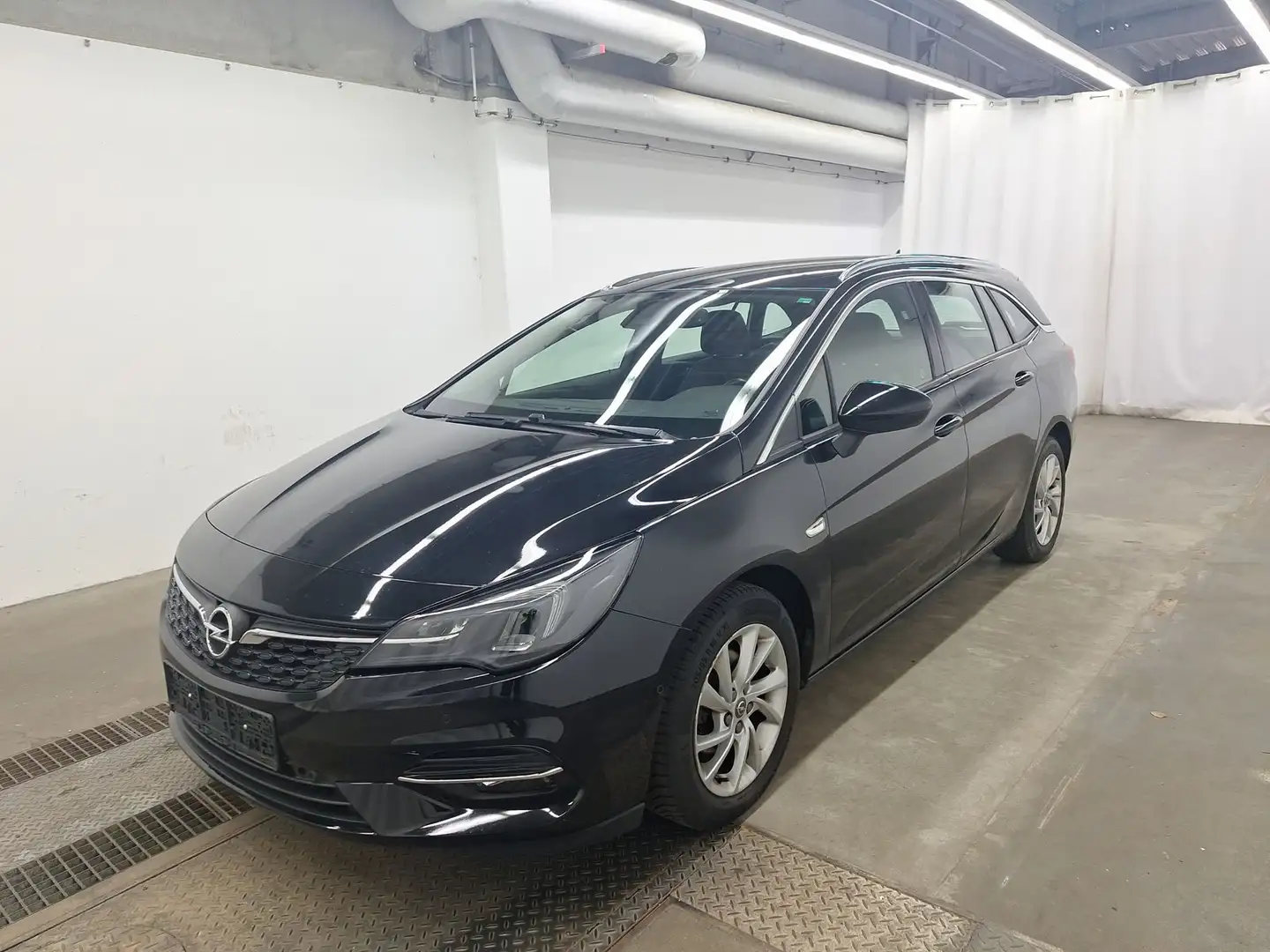 Opel Astra Elegance LED AppleCarPlay SHZ GRA PDC Kamera Schwarz - 1