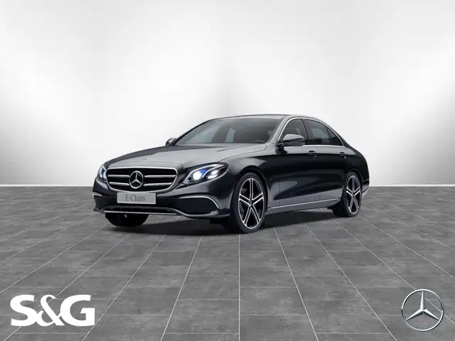 Mercedes-Benz E 300 d Limousine Avantgarde RüKam+Sitzhzg+LED