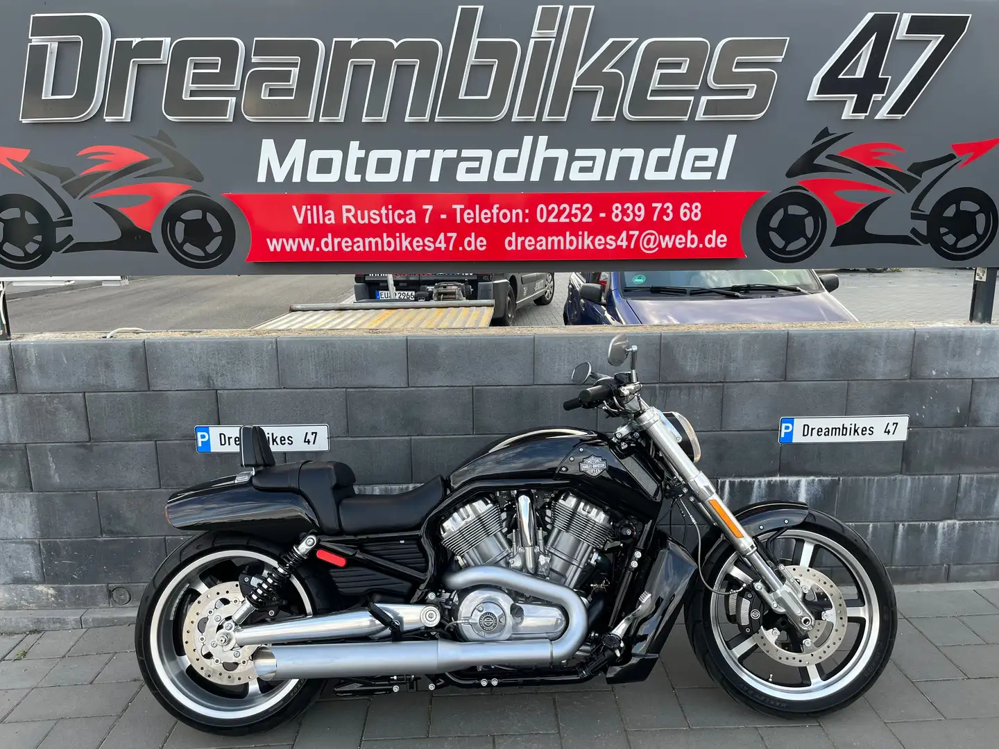 Harley-Davidson VRSC V-Rod **MUSCLE**2015**1.HAND**NUR 5100KM**REMUS AUSPUFF Schwarz - 1