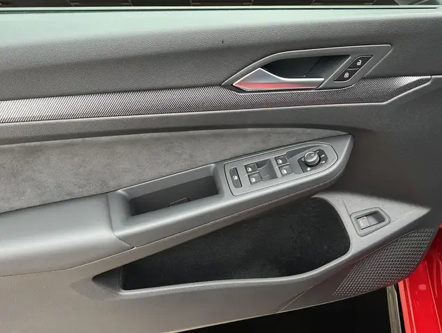 Volkswagen Golf view 8