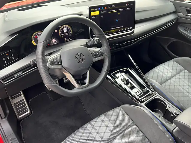 Volkswagen Golf view 10