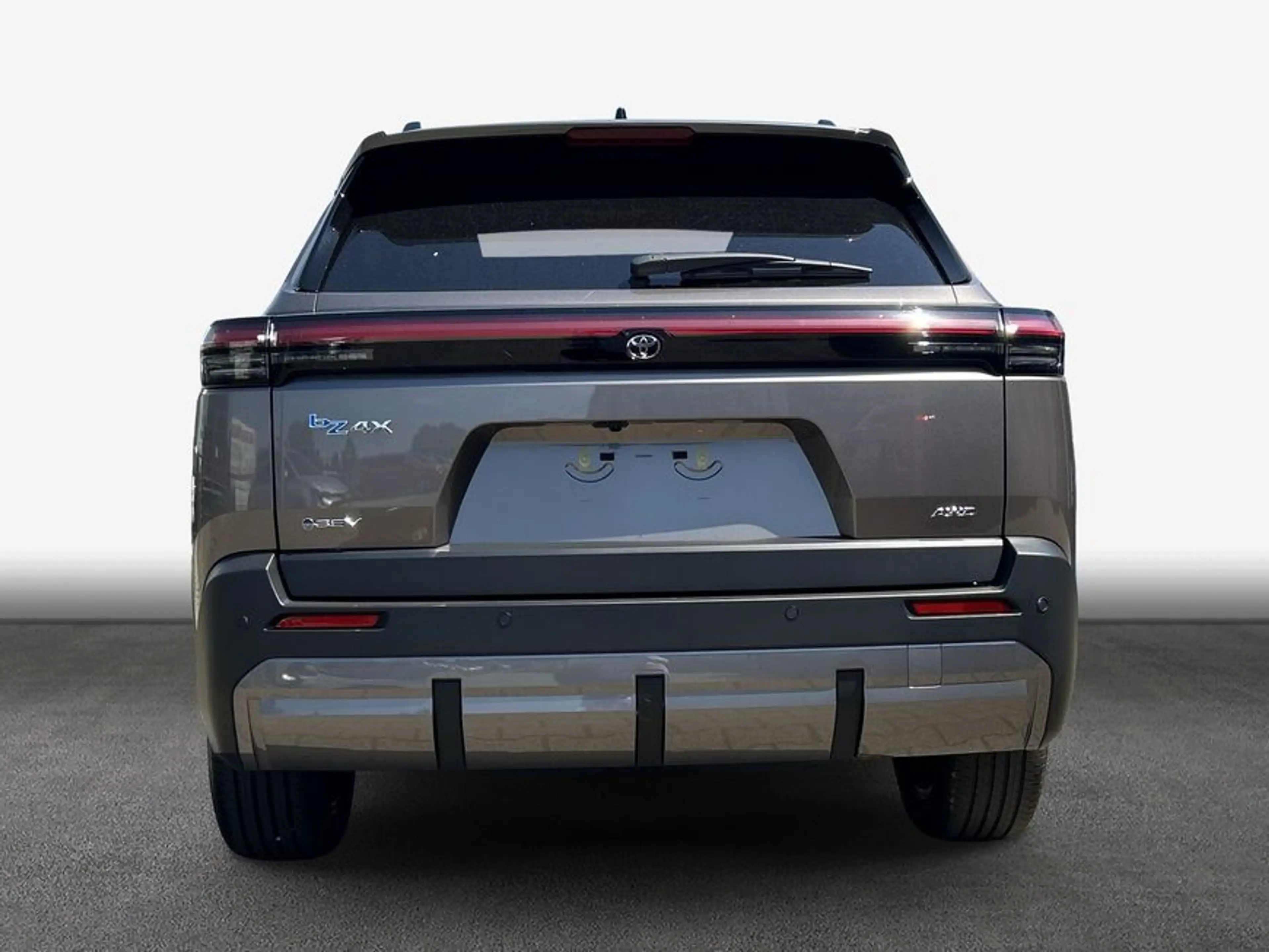 Toyota bZ4X AWD Touring Lounge — photo 6