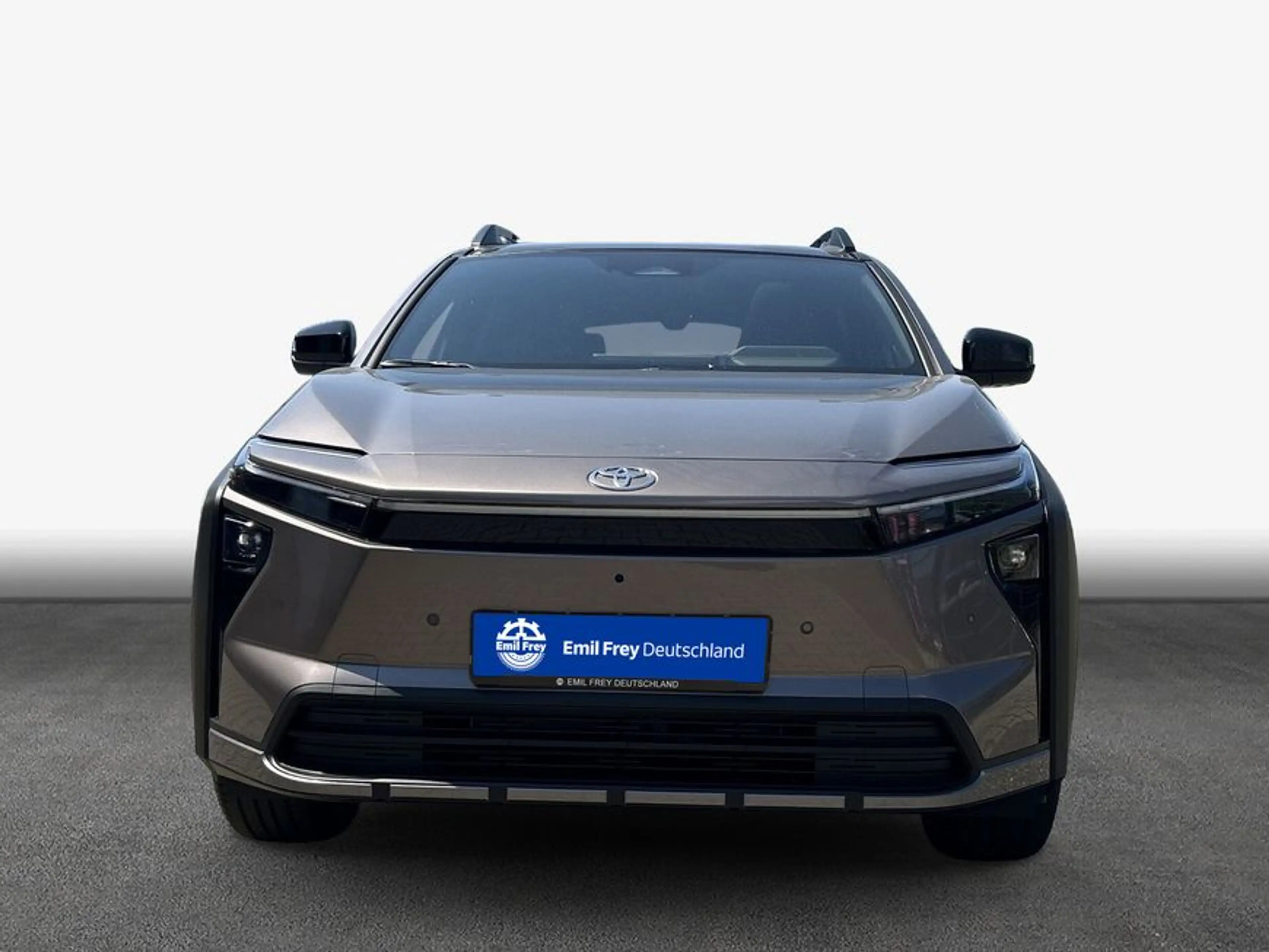 Toyota bZ4X AWD Touring Lounge — photo 3