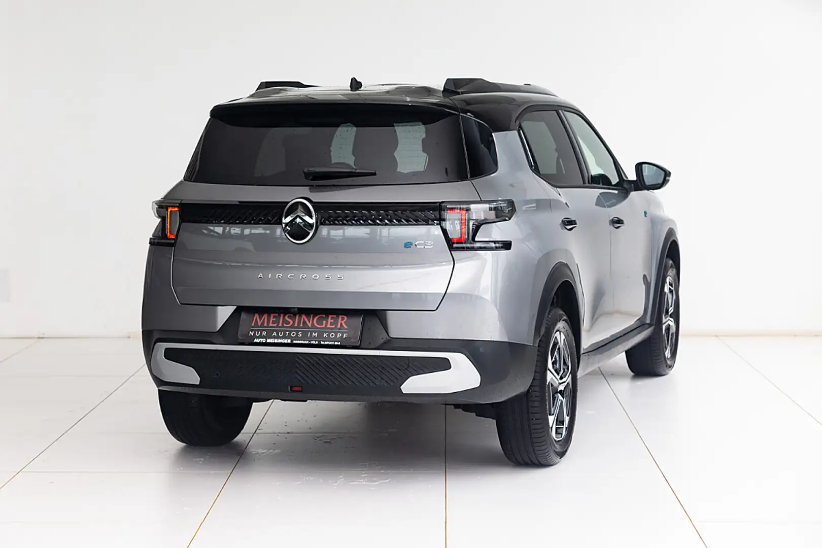 Citroen C3 Aircross e-C3 Aircross 113 44kWh Max Grau - 2