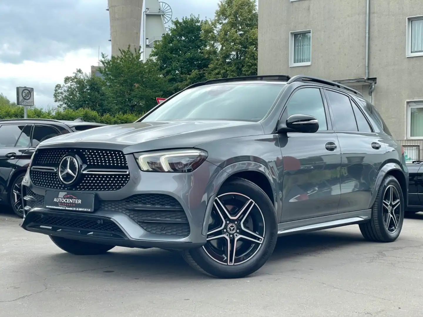 Mercedes-Benz GLE 400 d 4M AMG-LINE/PANO/NIGHT/360KA/BURMESTER Szary - 1