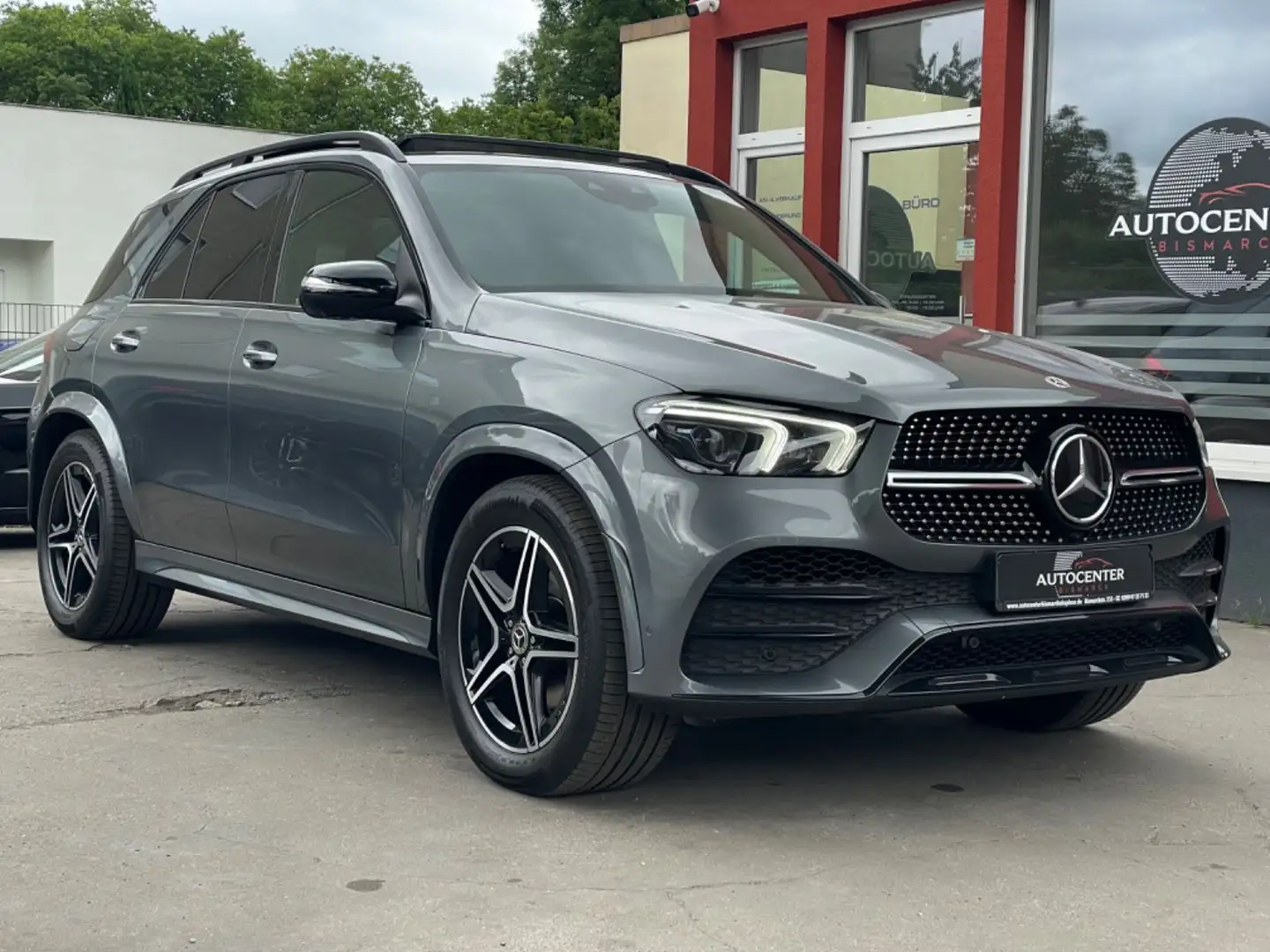 Mercedes-Benz GLE 400 d 4M AMG-LINE/PANO/NIGHT/360KA/BURMESTER Szary - 2