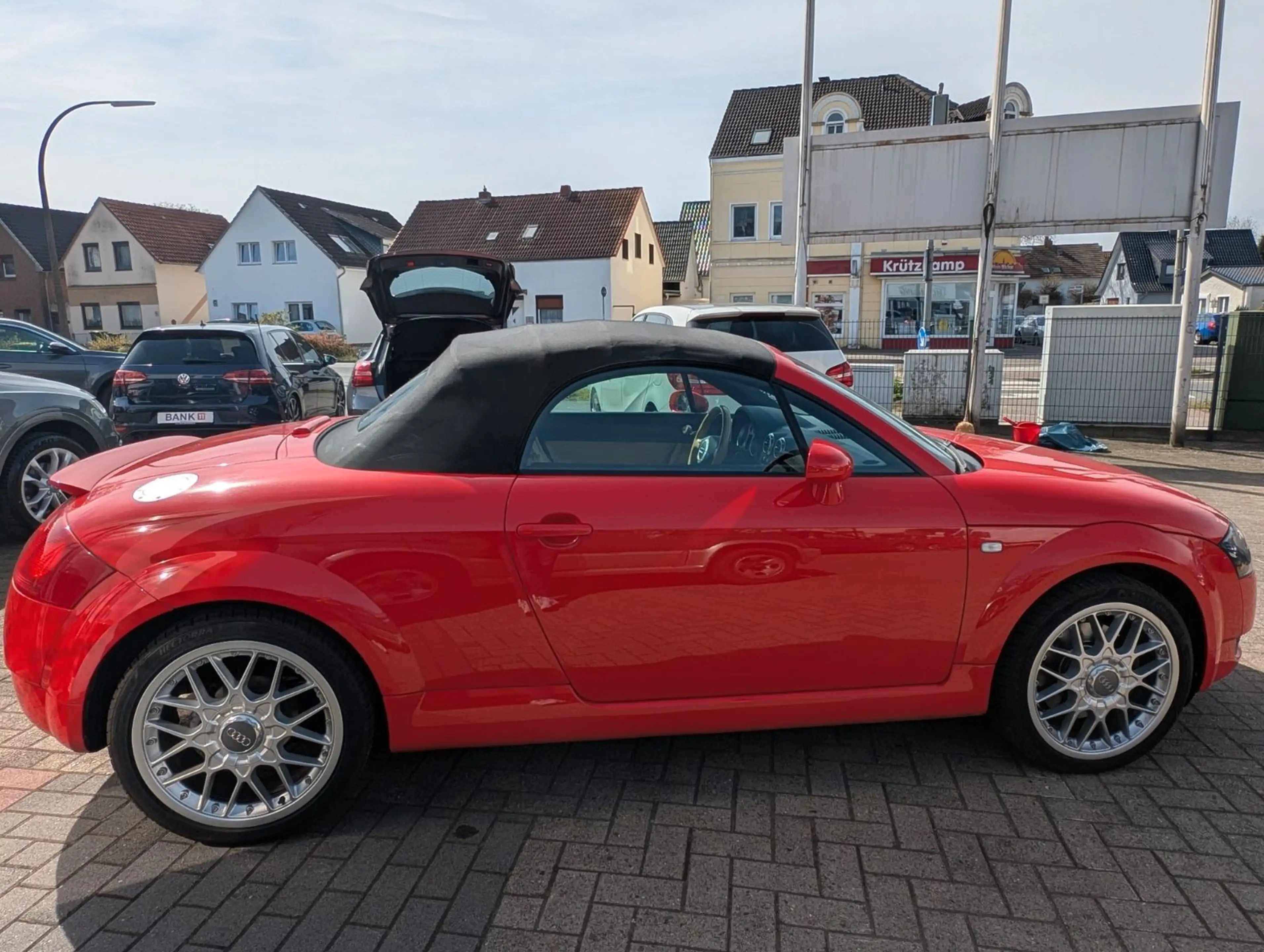 Audi TT Roadster 1.8T Autom. Scheckheft ZR gewechselt — photo 10