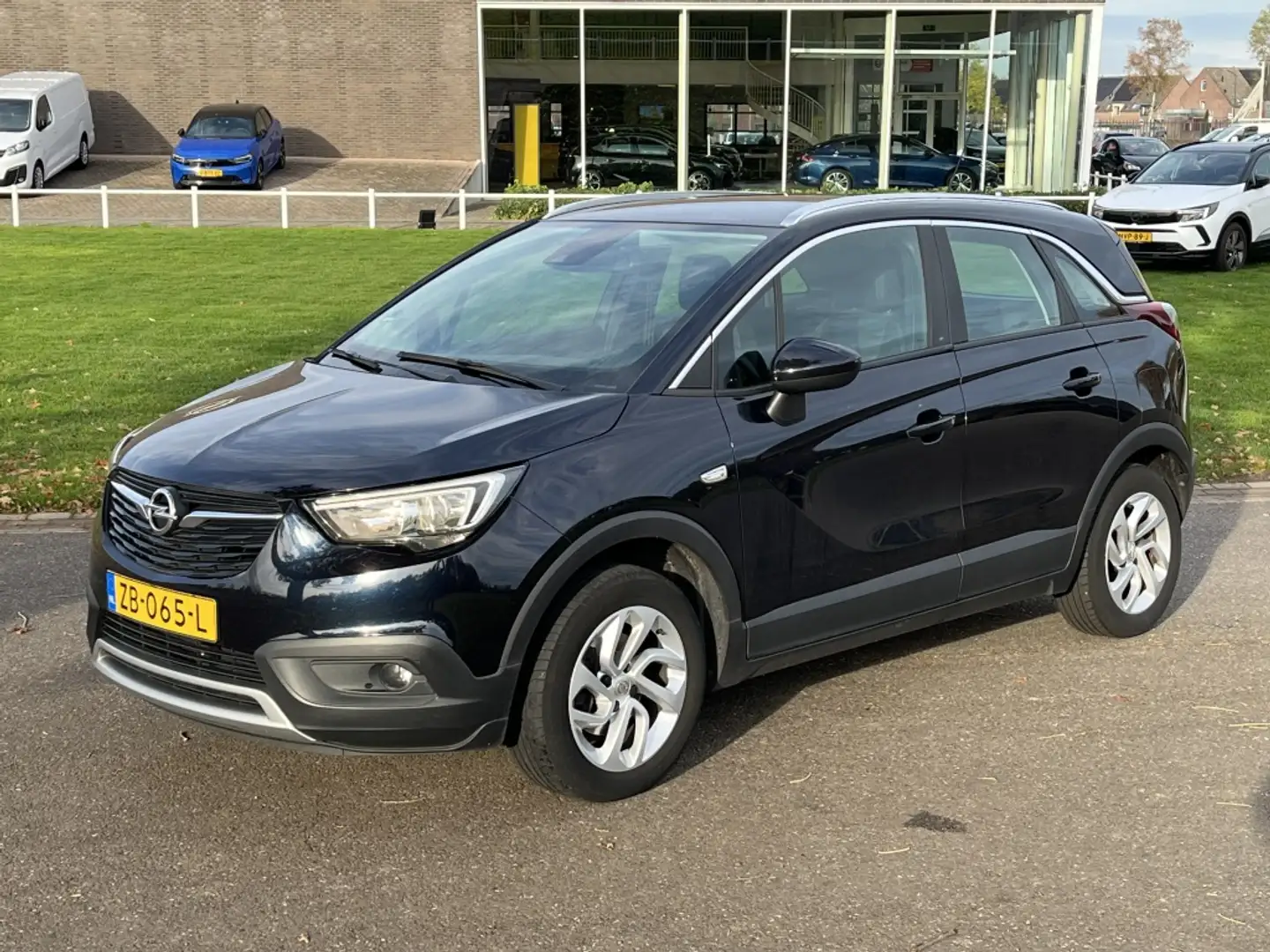 Opel Crossland X 1.2 T. Innovation #Rijklaar# navigatie | trekhaak Bleu - 2