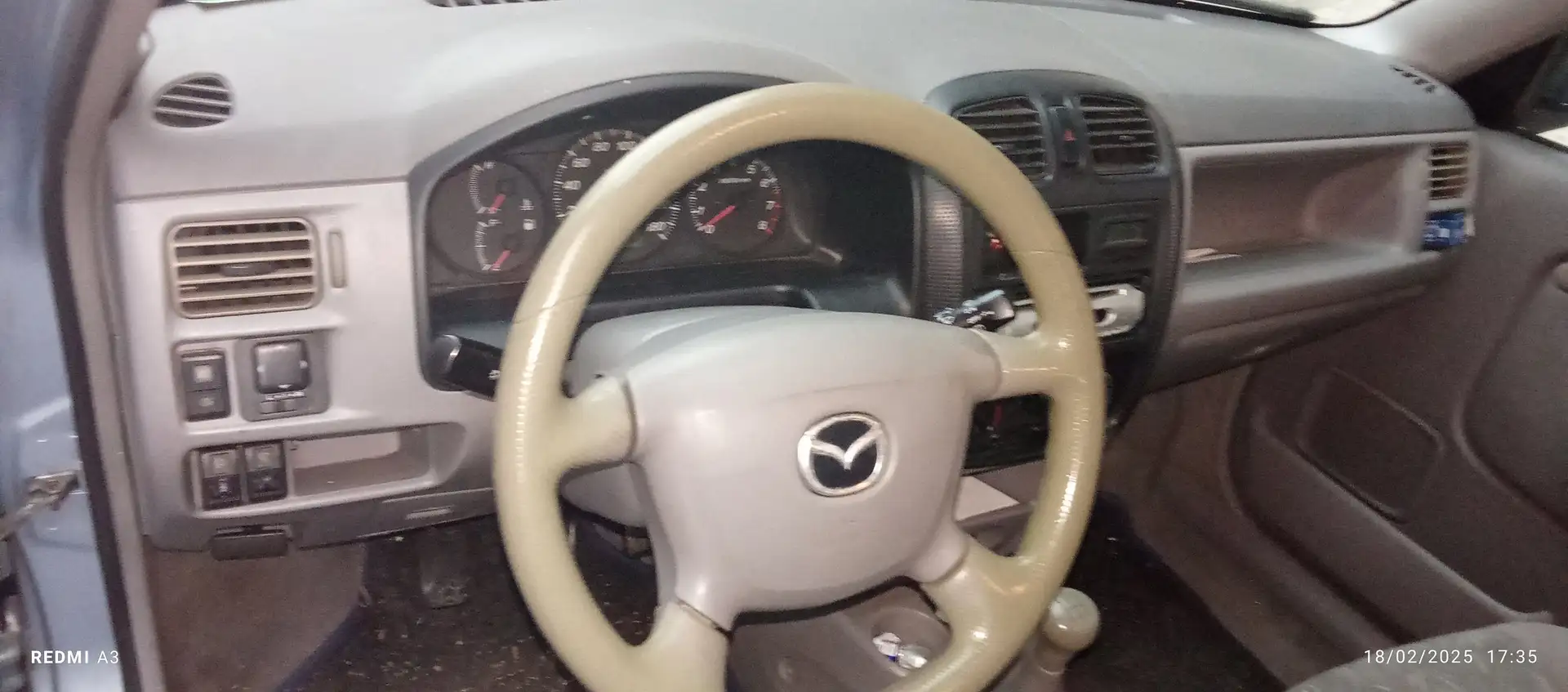 Mazda Demio Demio 1.5 16v Exclusive Azul - 2