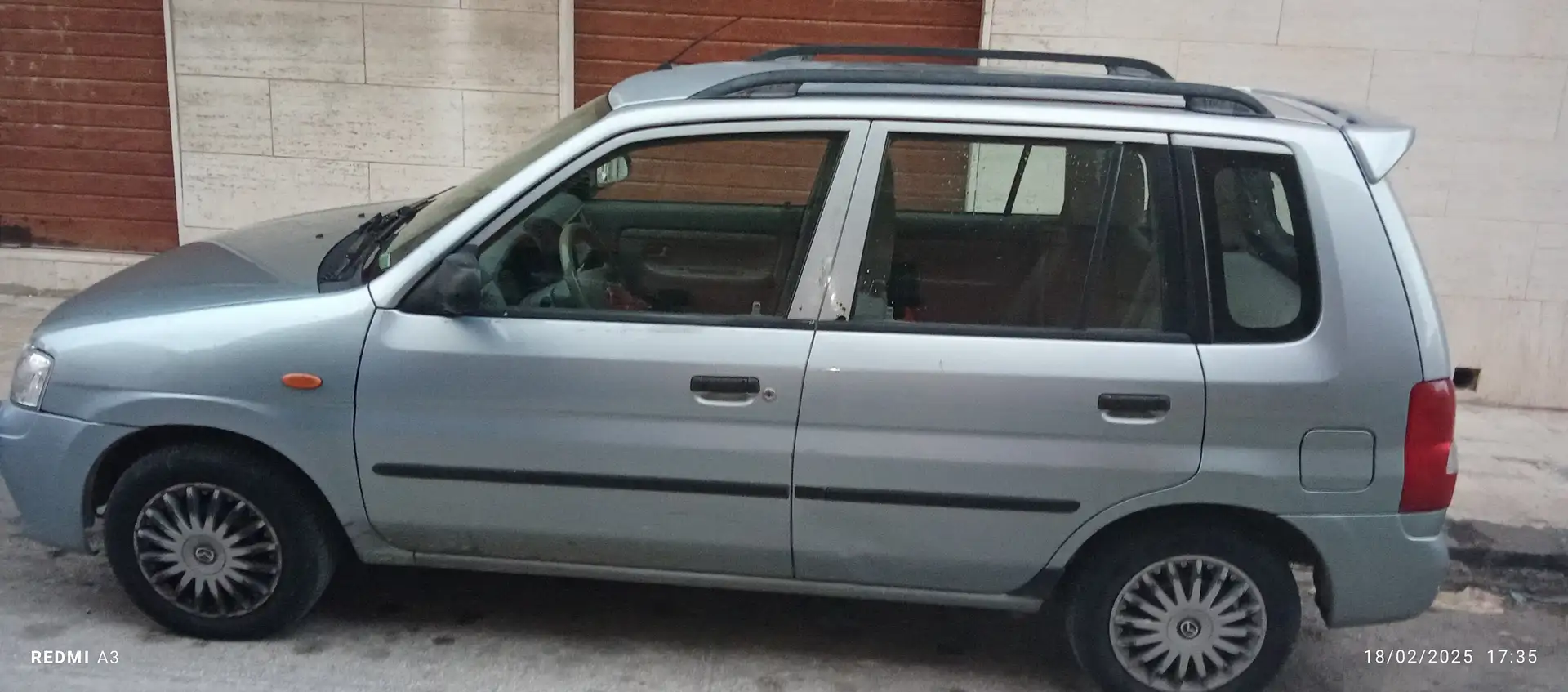 Mazda Demio Demio 1.5 16v Exclusive Azul - 1