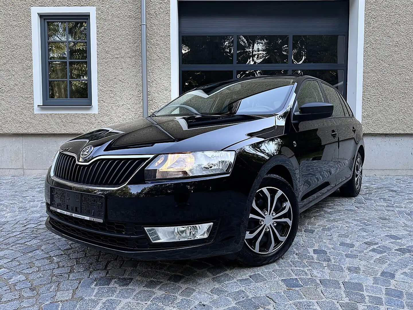 Skoda Rapid/Spaceback Rapid Spaceback 1,2 TSI *Klima*Pickerl 02/27+4Mo* Schwarz - 1