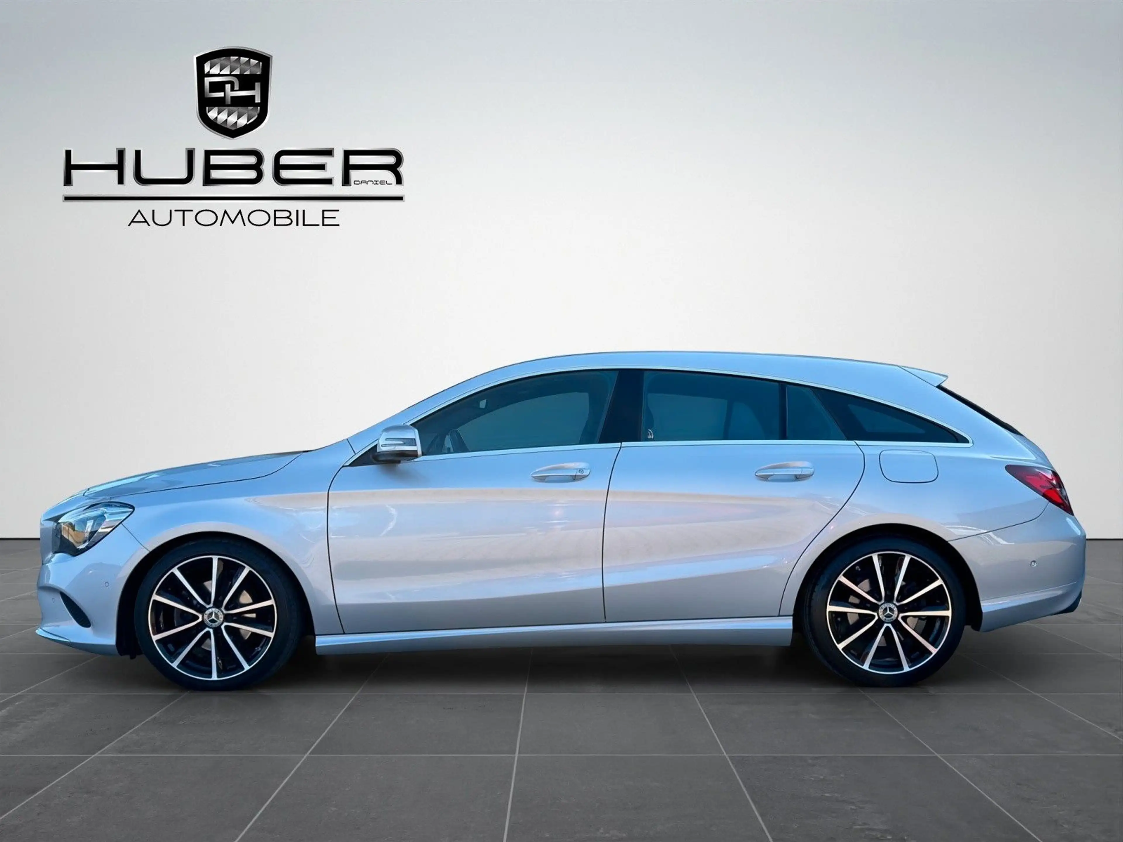 Mercedes-Benz CLA 220 4 Matic, Navi, AHK, Kamera, Leder — photo 2