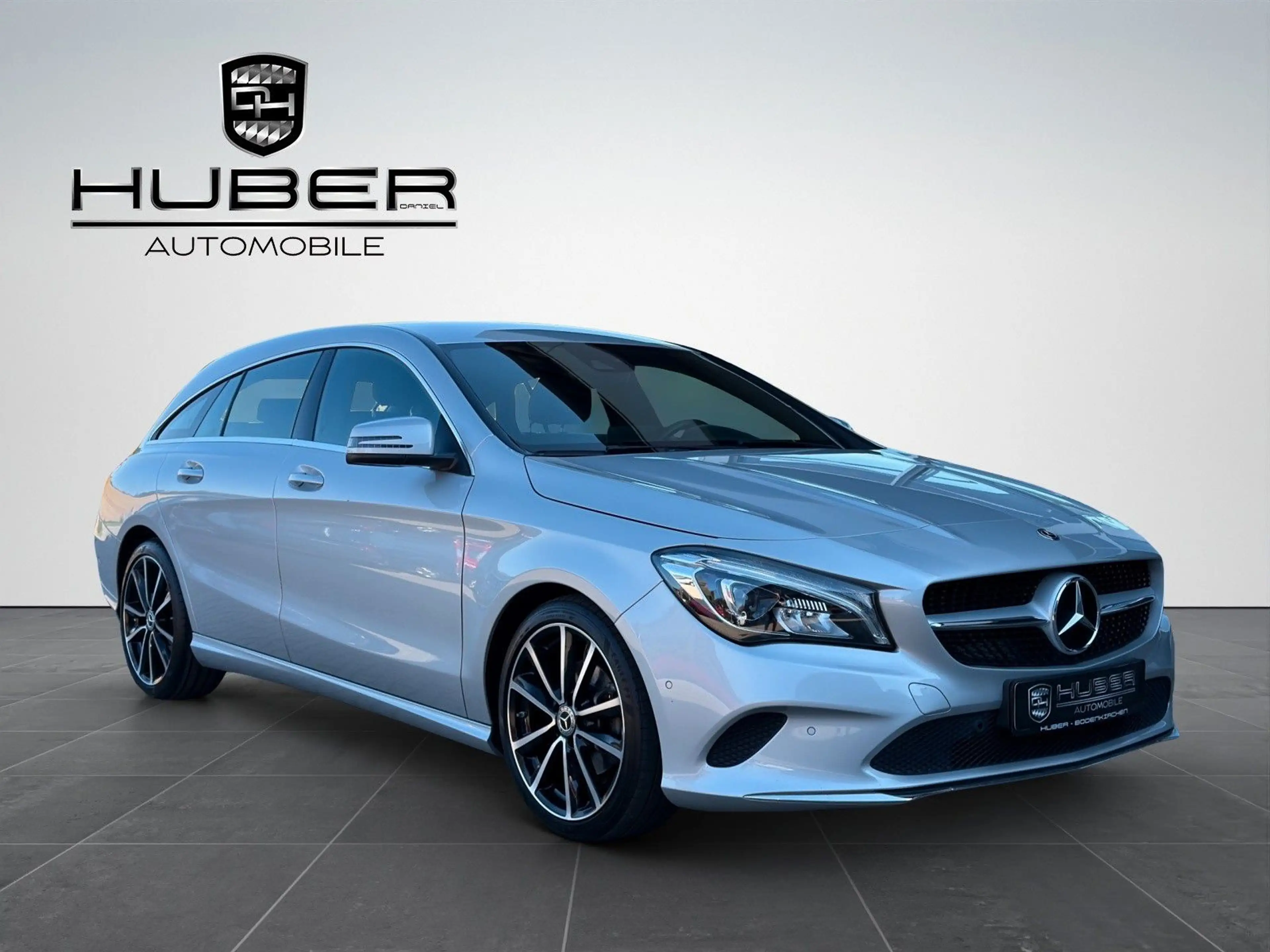 Mercedes-Benz CLA 220 4 Matic, Navi, AHK, Kamera, Leder — photo 7