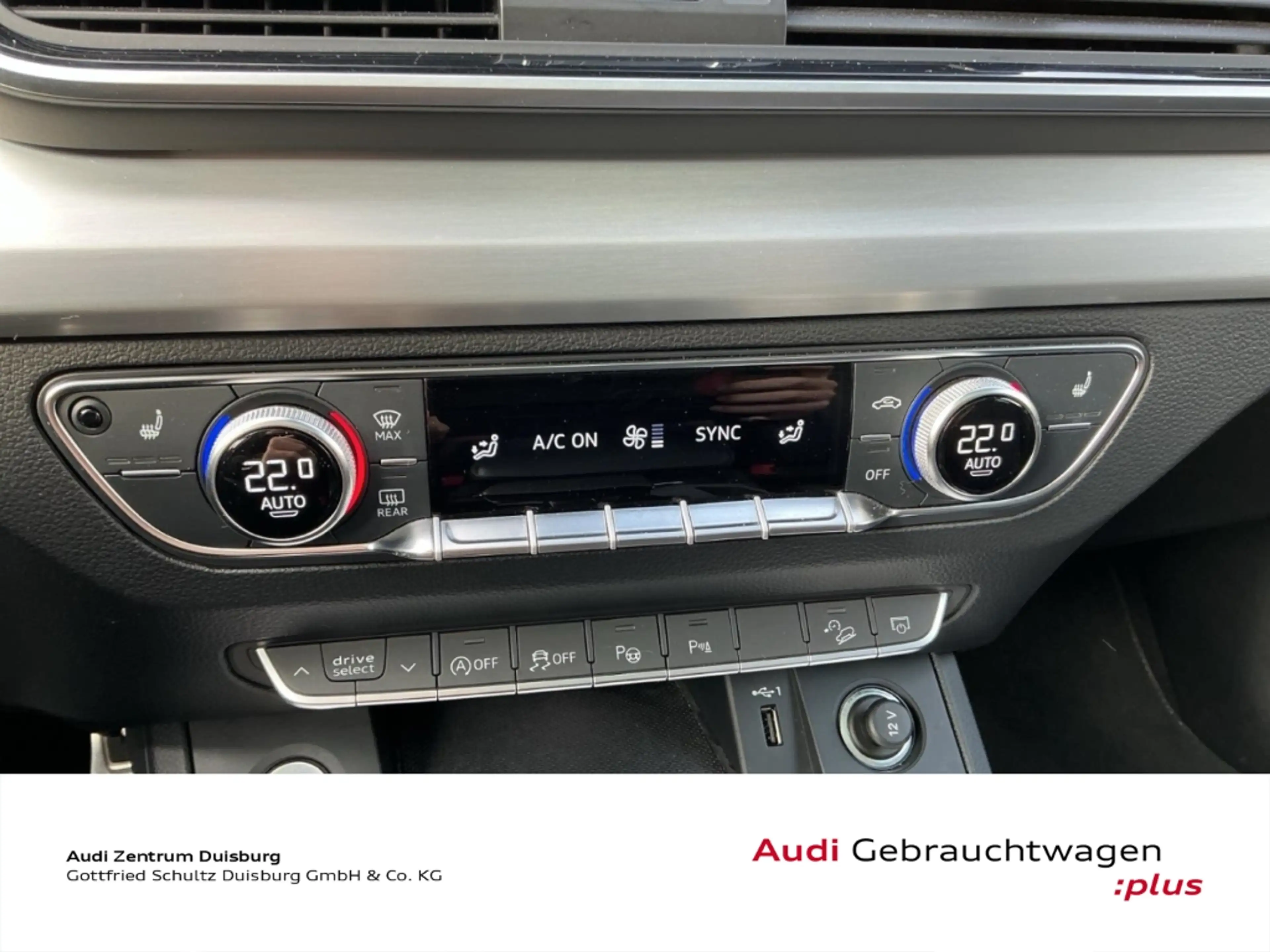 Audi Q5 45 TFSI quattro basis — photo 18