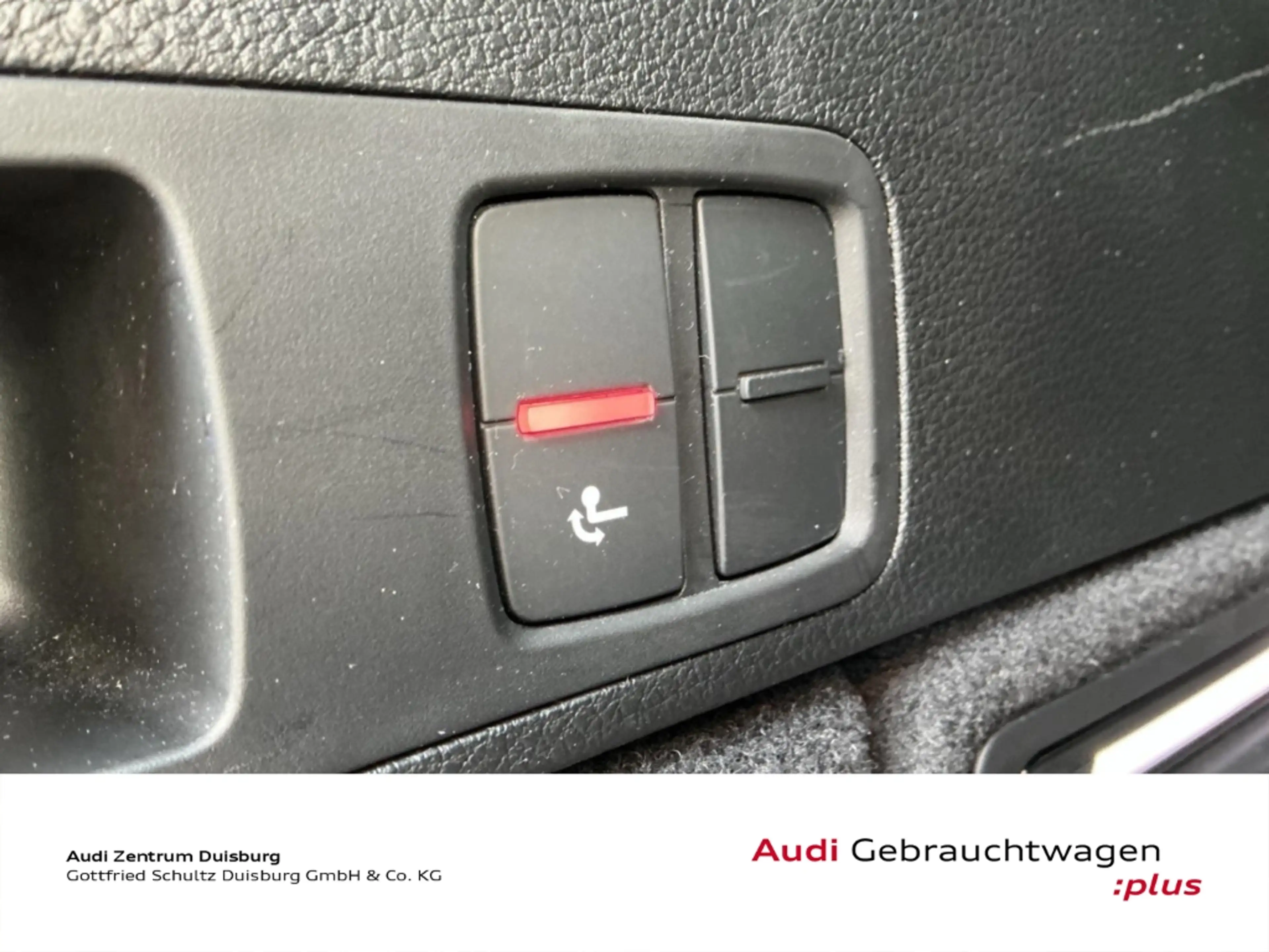 Audi Q5 45 TFSI quattro basis — photo 12