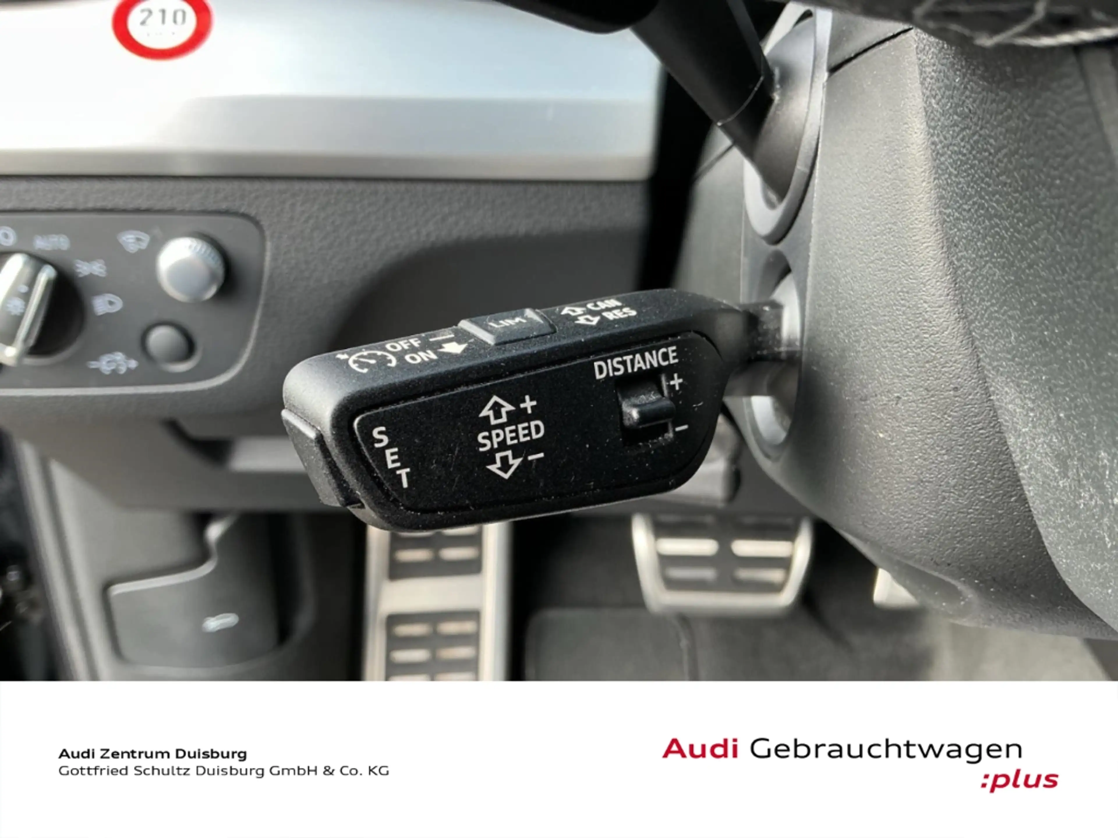 Audi Q5 45 TFSI quattro basis — photo 16