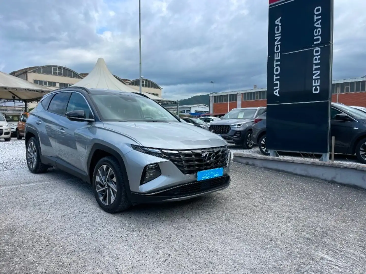 Hyundai TUCSON 1.6 CRDI XLine Grigio - 1