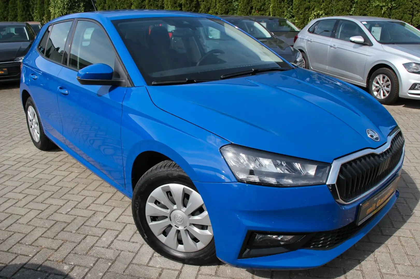 Skoda Fabia Ambition DSG Klima/CarPlay/Tempomat/PDC Bleu - 1