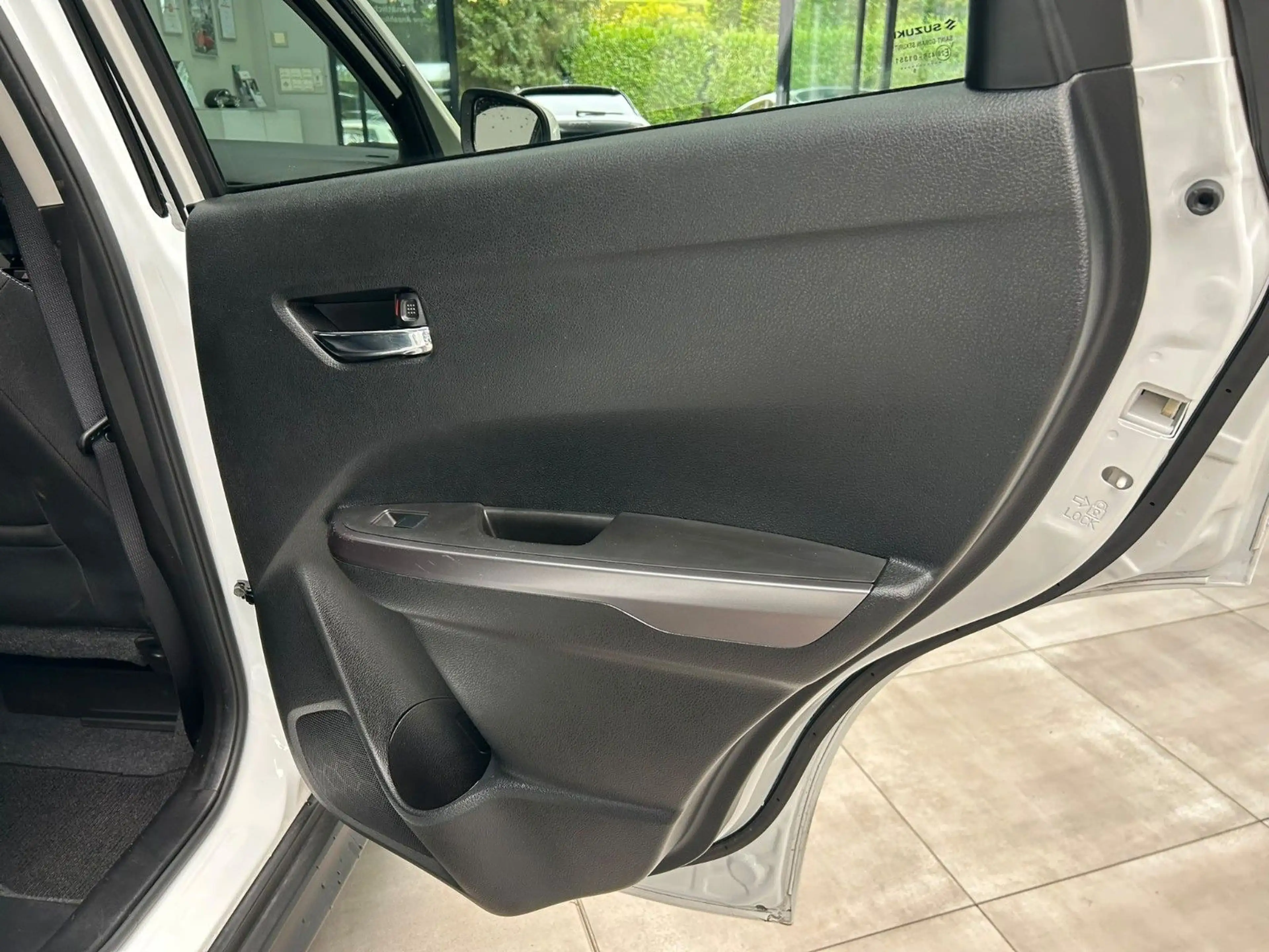 Suzuki Vitara 1.4 Mild-Hybrid 4x2 Navi Tempo Spur — photo 15