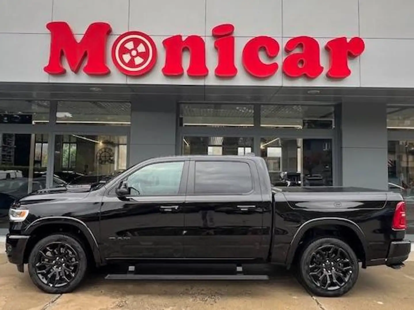 Dodge RAM NUOVO RAM LIMITED NIGHT 3.0L Twin-Turbo 540CV GPL Noir - 1