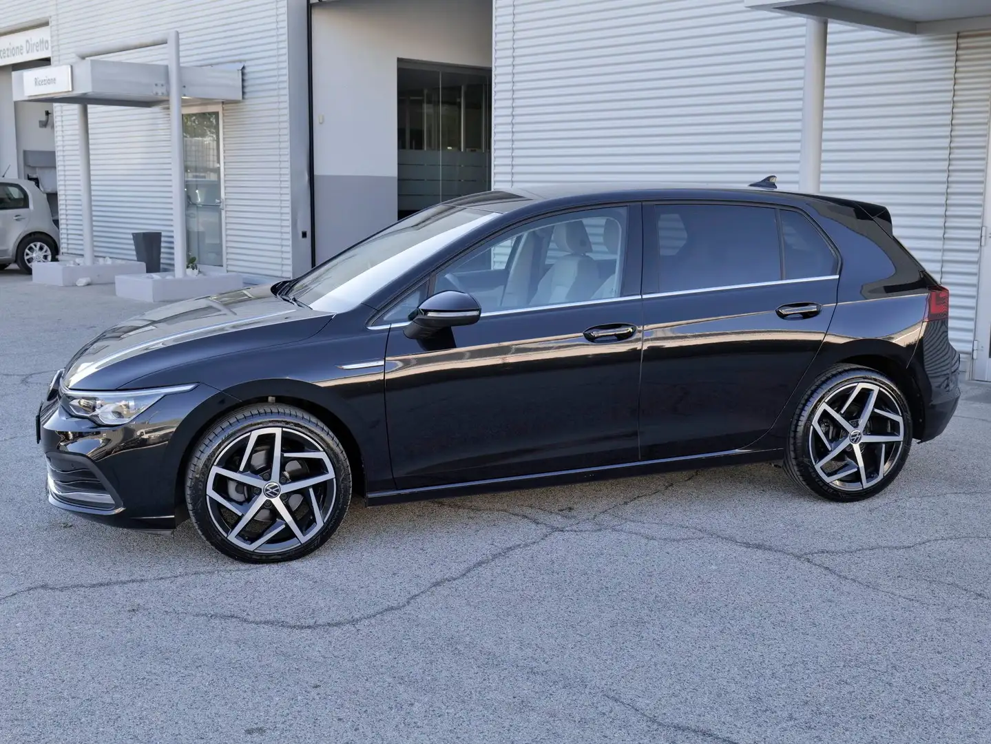 Volkswagen Golf 2.0 Tdi 150cv Style Dsg Schwarz - 2