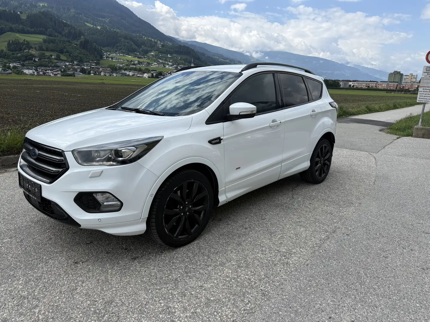 Ford Kuga 2,0 TDCi ST-Line Start/Stop Powershift Aut. AWD - 1
