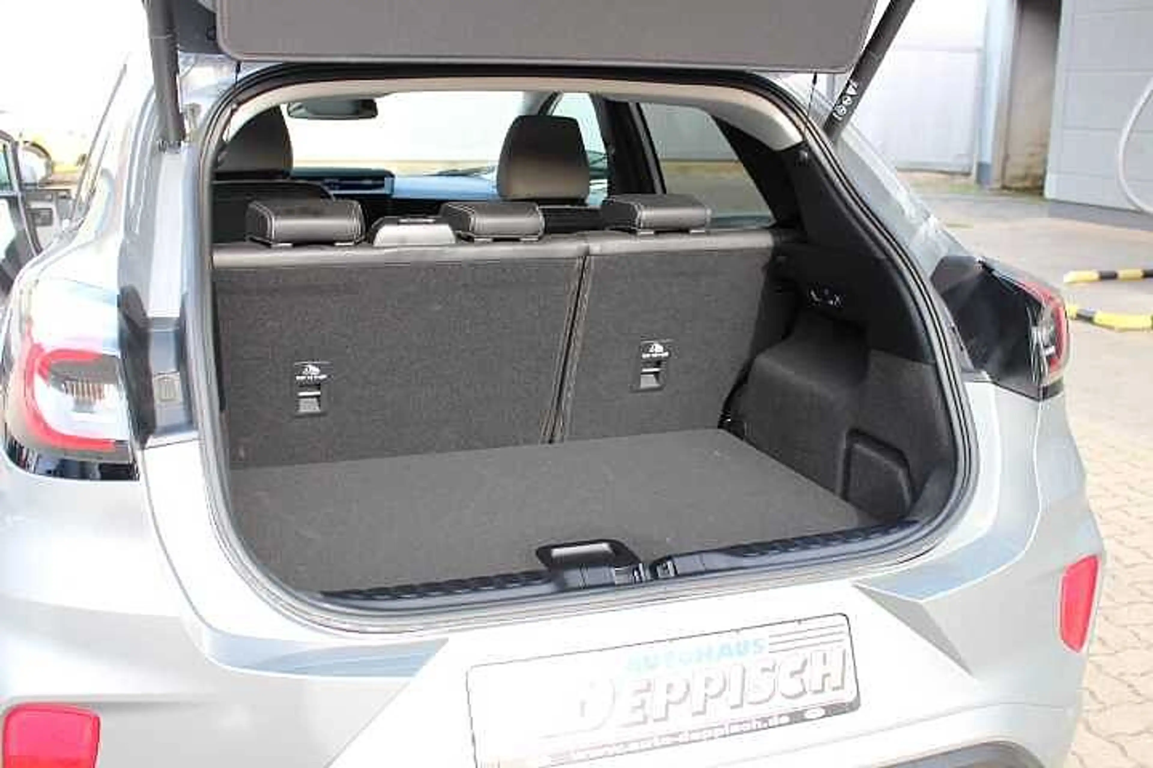 Ford Puma Gen-E Puma Gen E Premium  43 kWh — photo 12