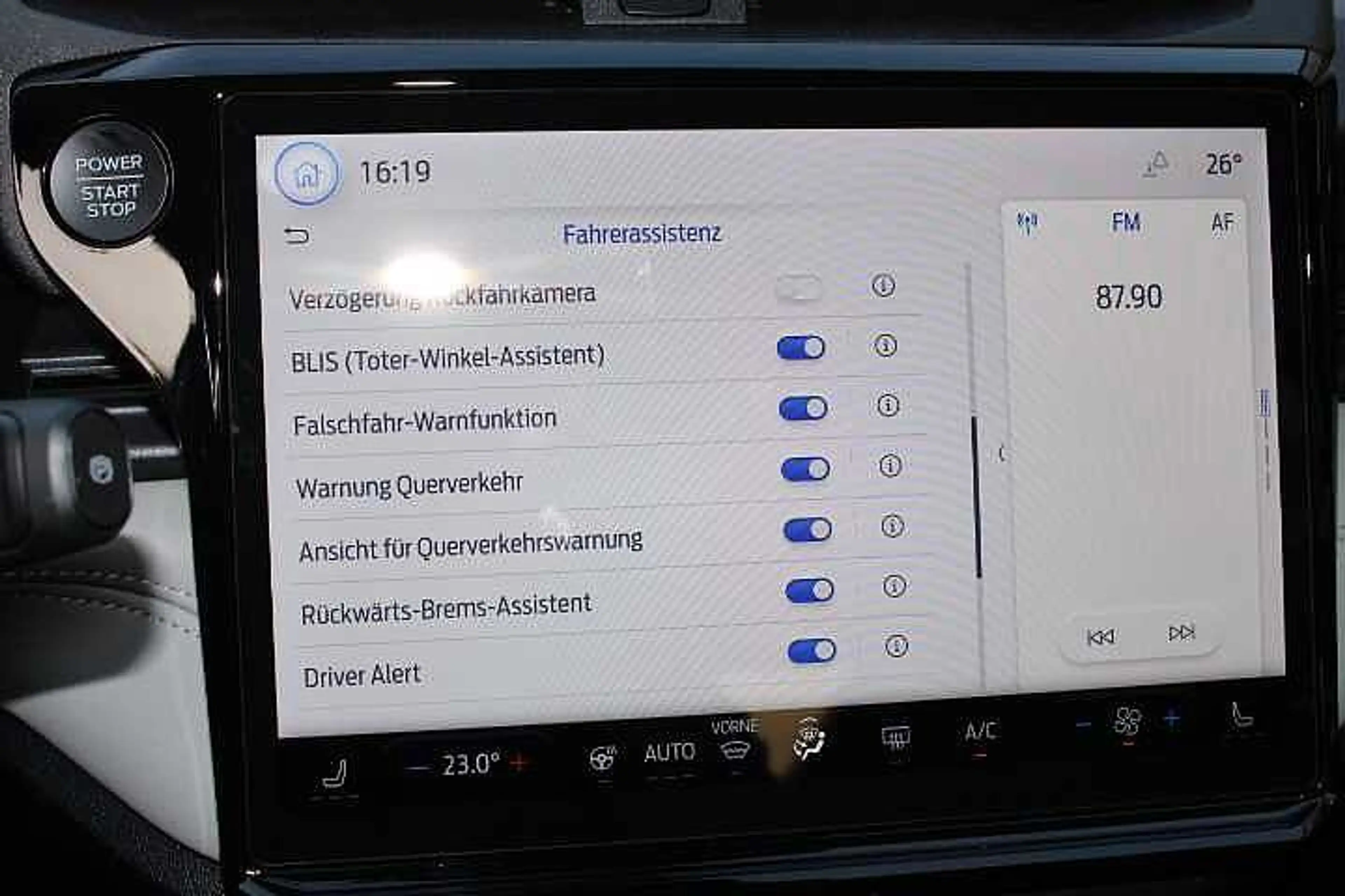 Ford Puma Gen-E Puma Gen E Premium  43 kWh — photo 22