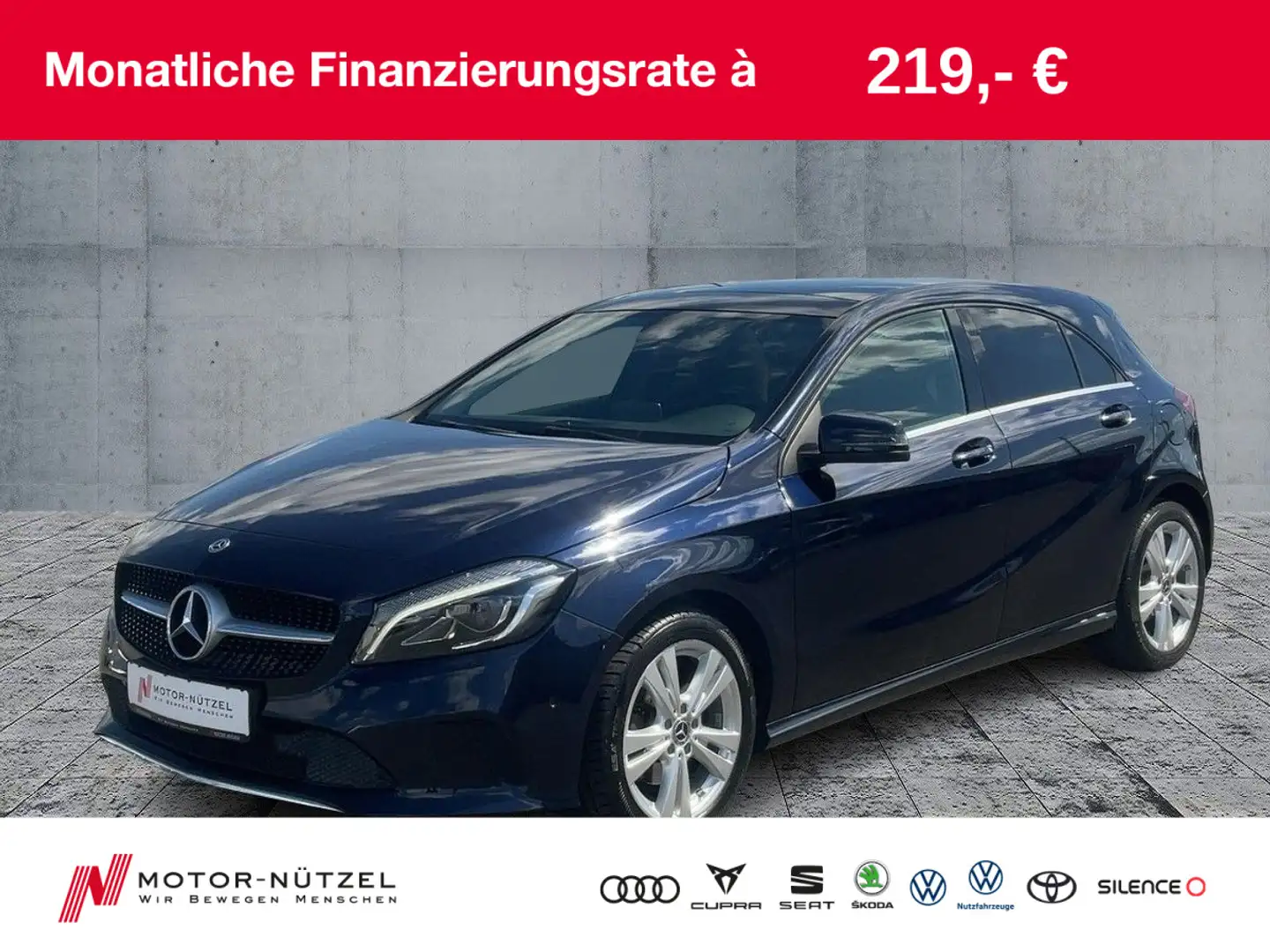 Mercedes-Benz A 180 URBAN LED+NAVI+RFK+GRA+SHZ+MFL+MFA+PANO Blauw - 1